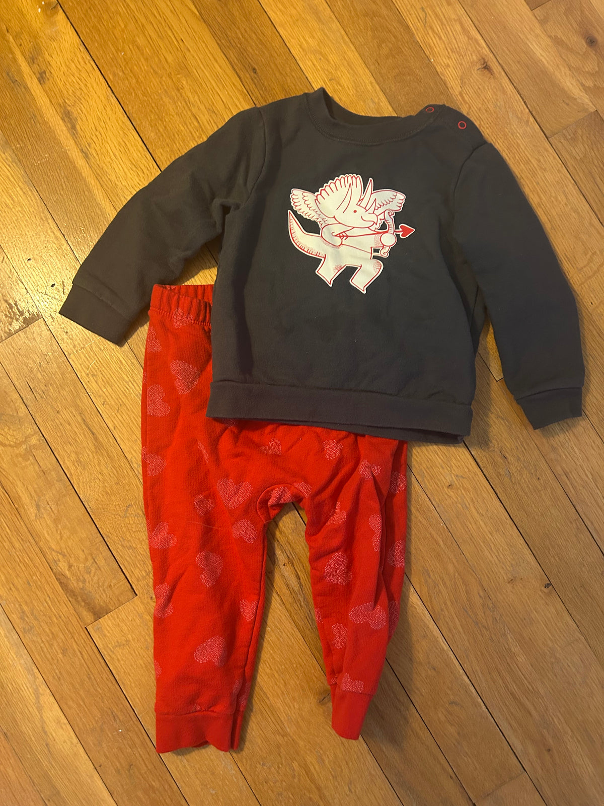 Seller 128 - Cat & Jack 18M Boys Valentine's Outfit