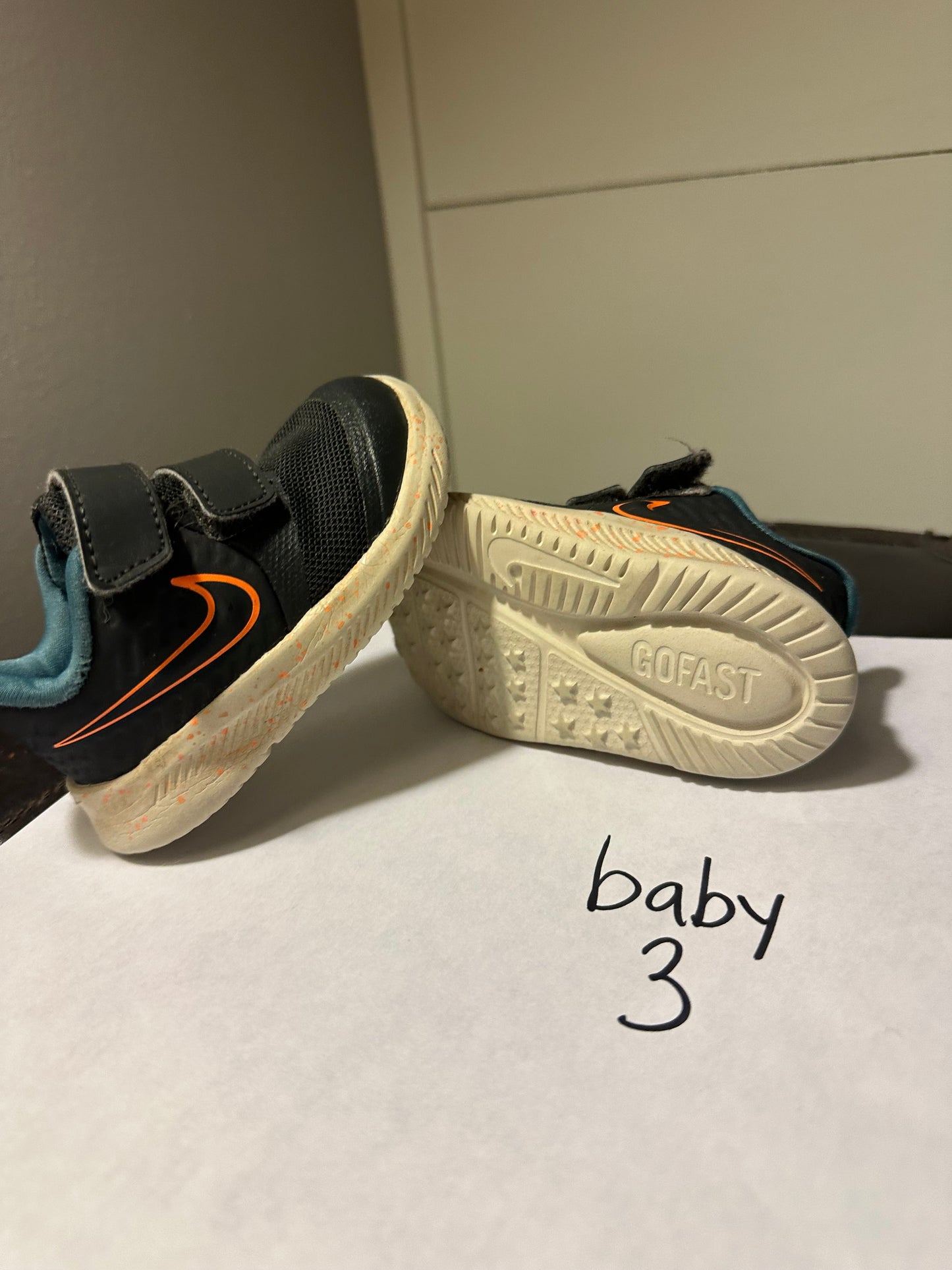 Seller #51: Nike star runner toddler size 3c