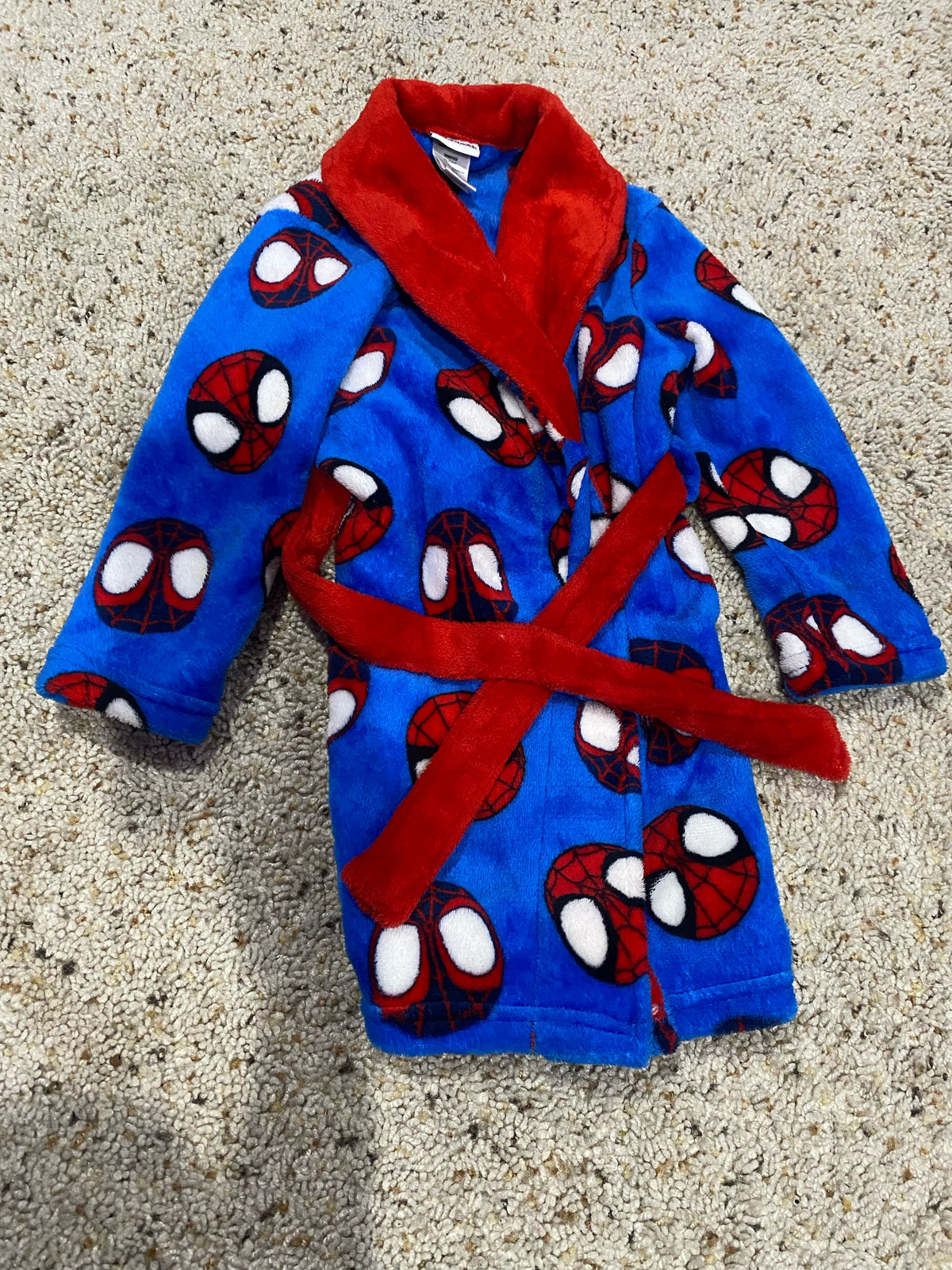 Seller #57 2t/3t Spidey robe