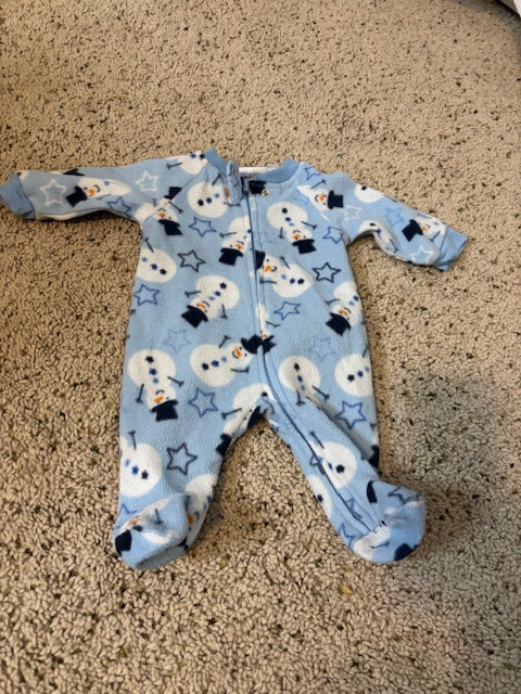 #210 Baby Boy Sleepers, Newborn size, 6 sleepers included