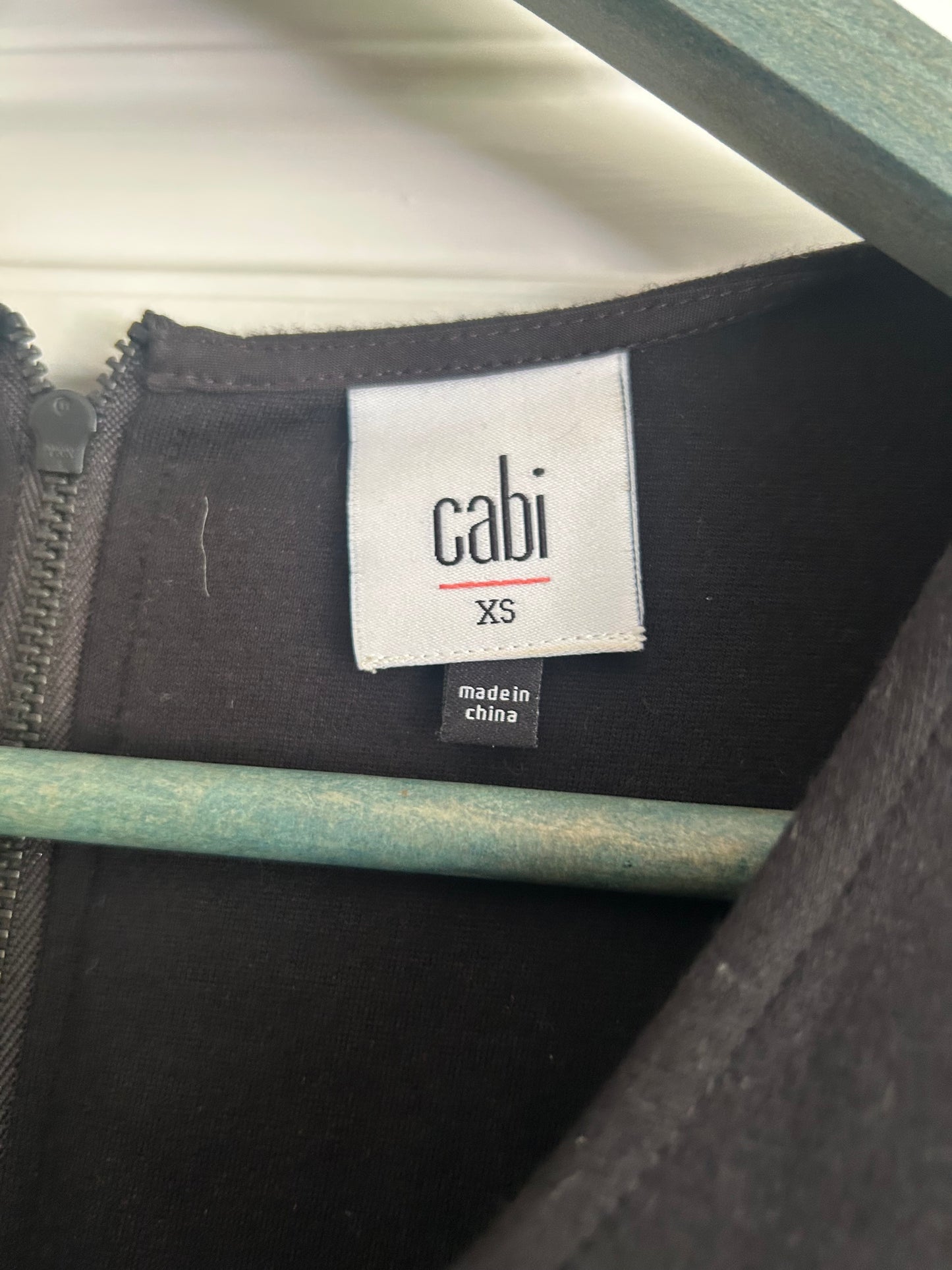 136EUC Cabi long sleeve black size xs