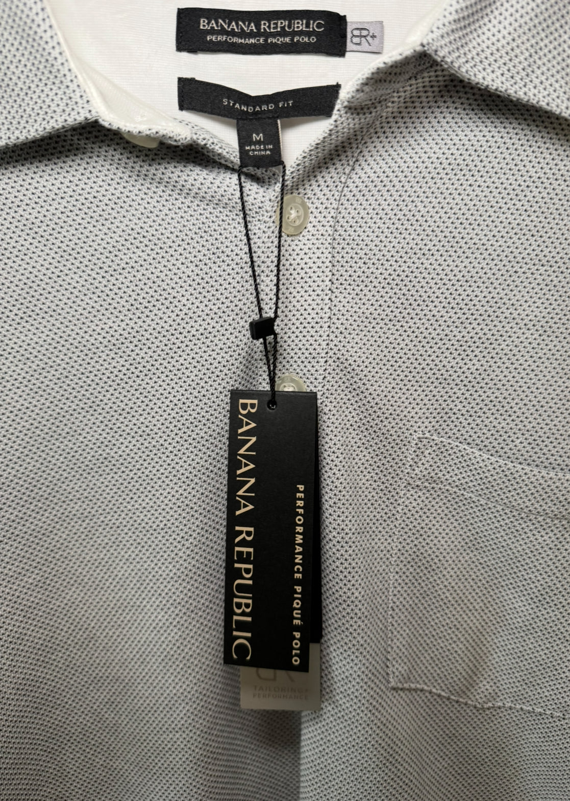 Seller #127 Men’s NWT Banana Republic Polo size M