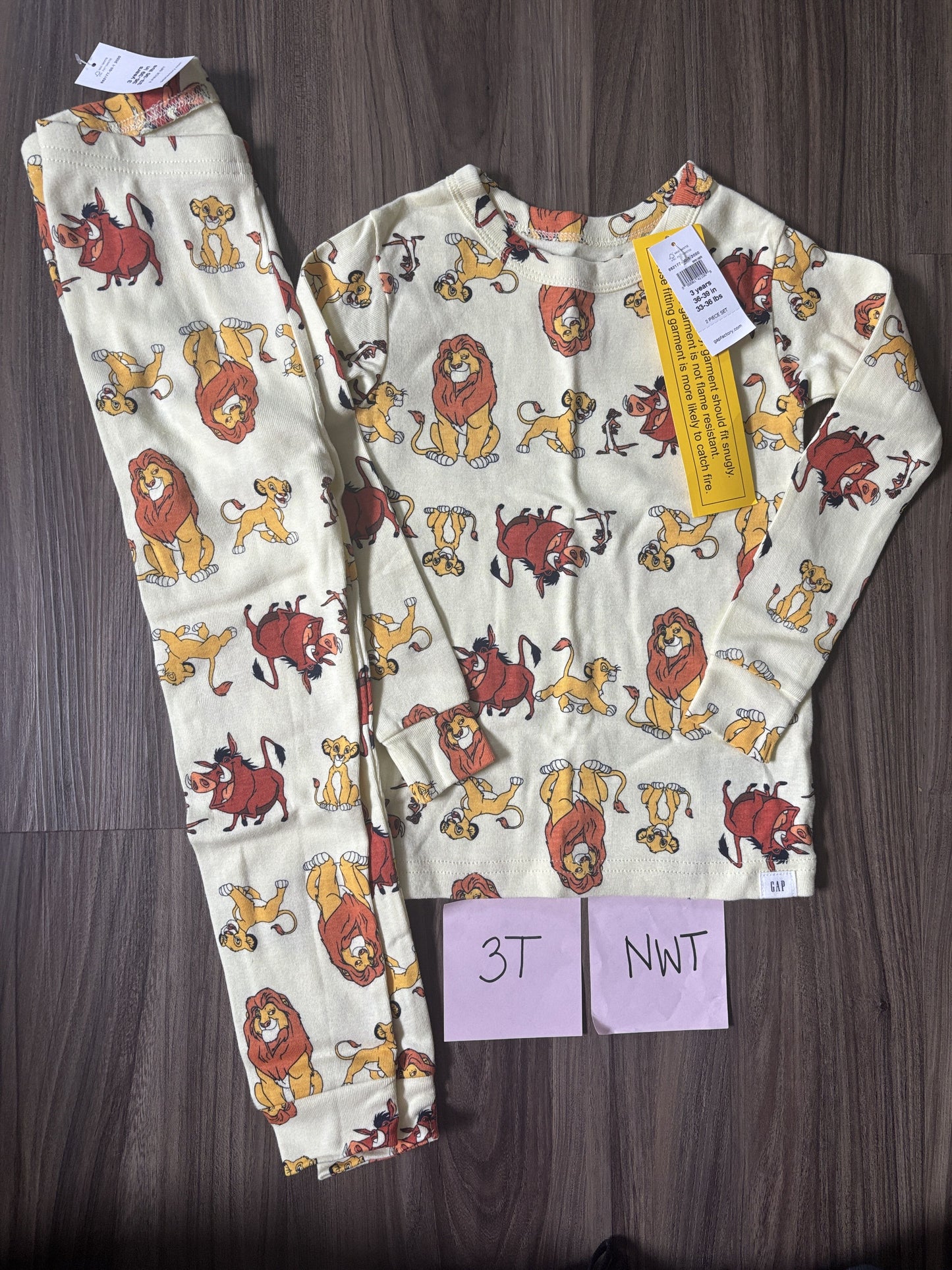 #77 - 3T NWT Gap Lion King PJs
