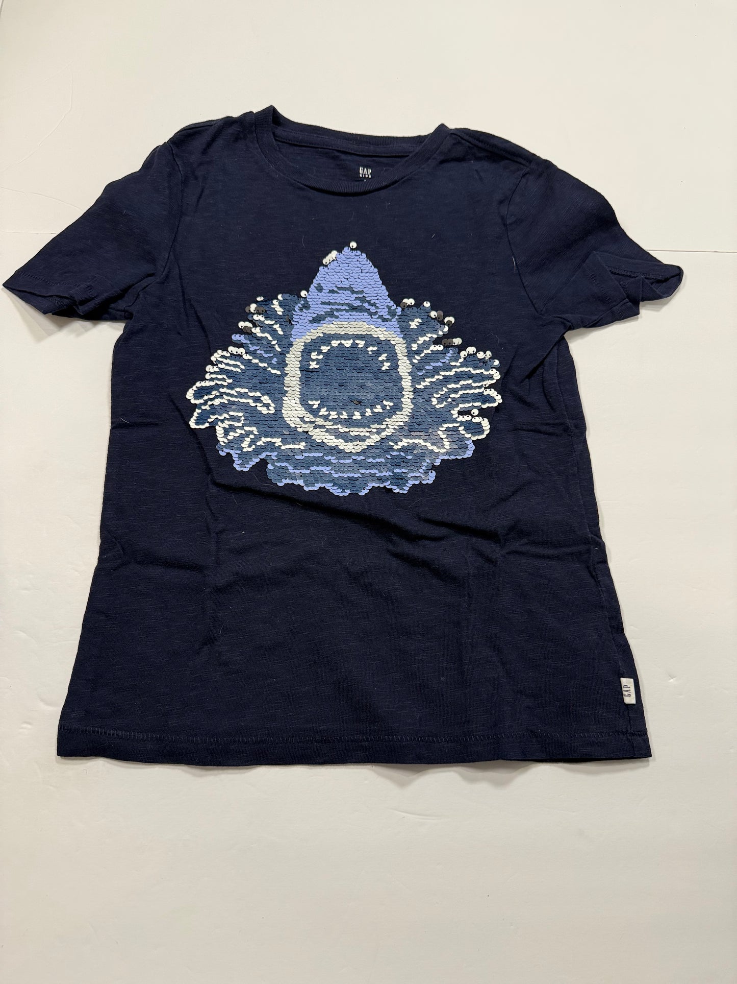 #141 Boys S 6/7 Reversible Sequin Shark Shirt