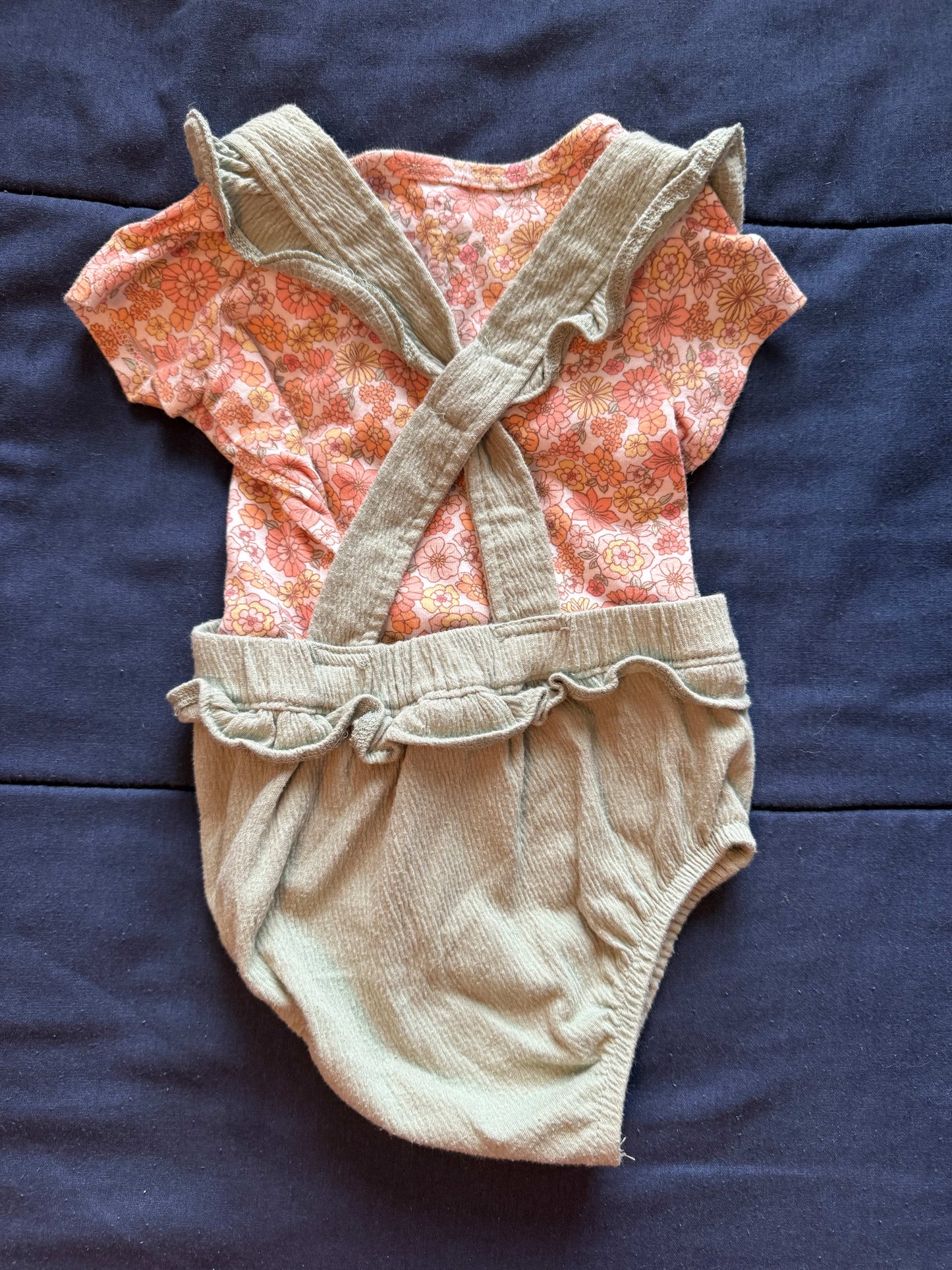 SELLER #6 Carters 6M Floral Shirt & Overalls