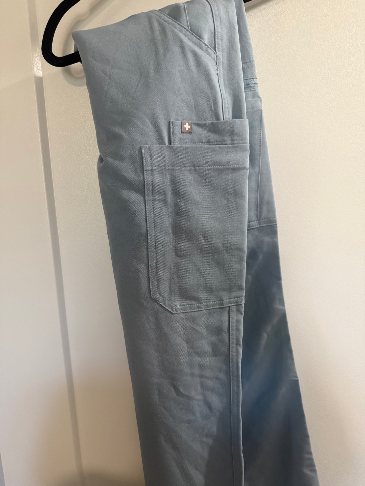 Seller #30 FIGS Yola Skinny High Waisted Size Large Tall Scrub Pants - Dusty Blue NWOT