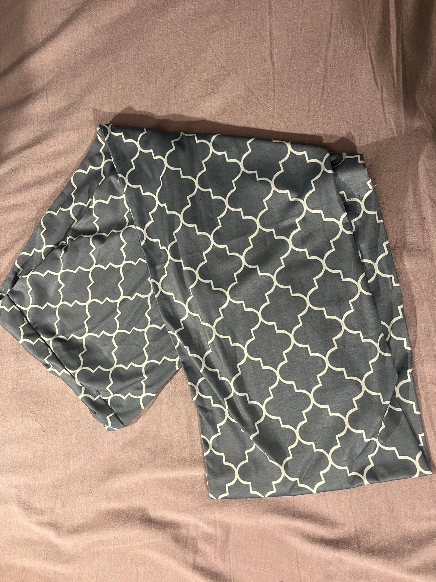 #211 REDUCED Mosaic Infinity Scarf with Invisible Pocket