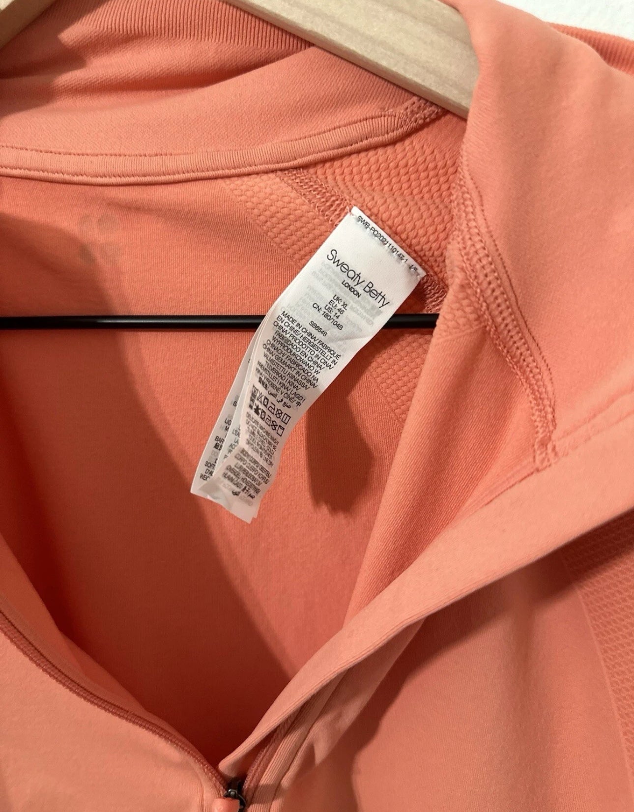 #111 Sweaty Betty Womens Coral Pink Athletic Pullover Size US 14