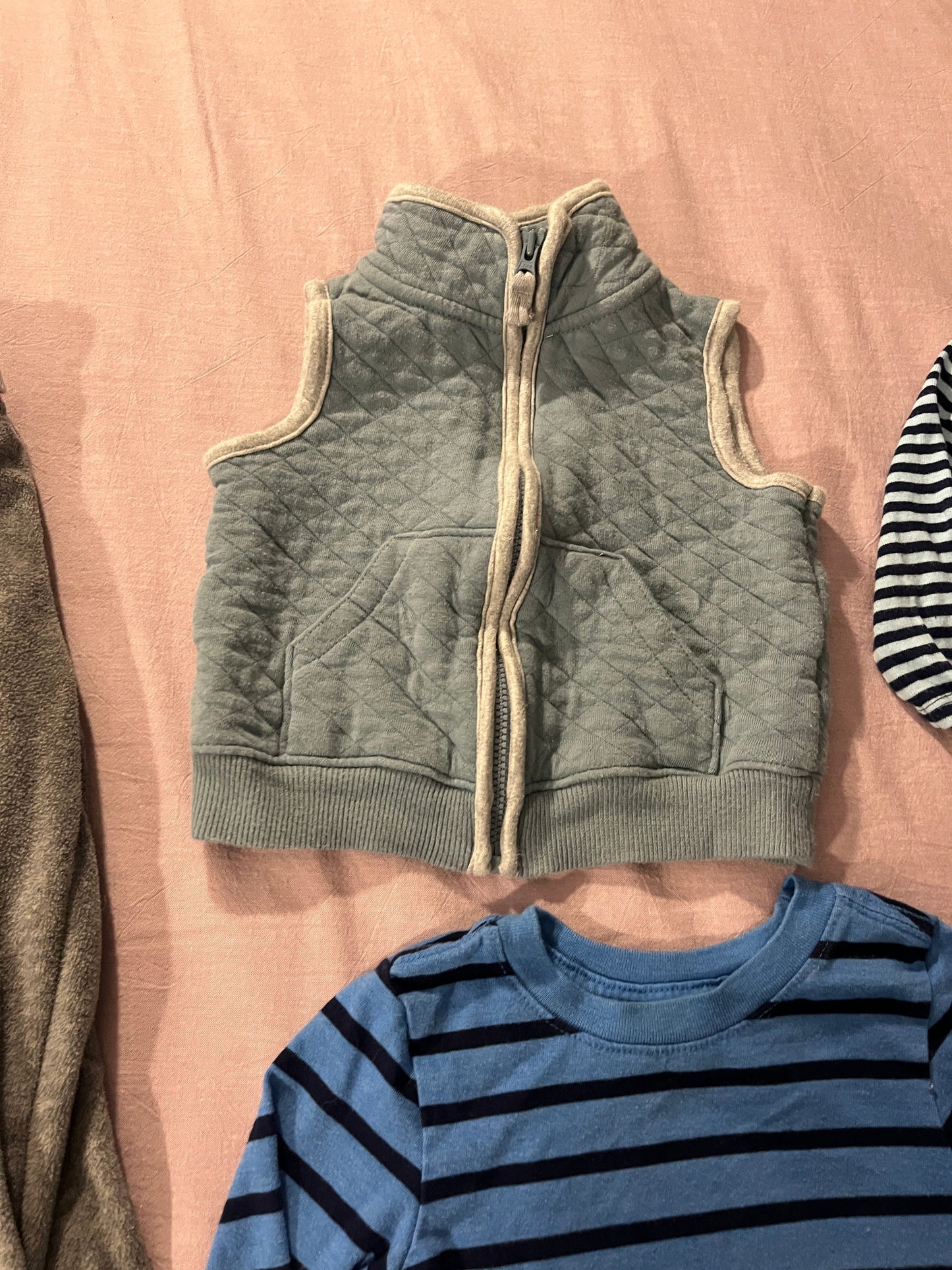 Seller #5 - Boys Sleep Pajamas set Size 3T