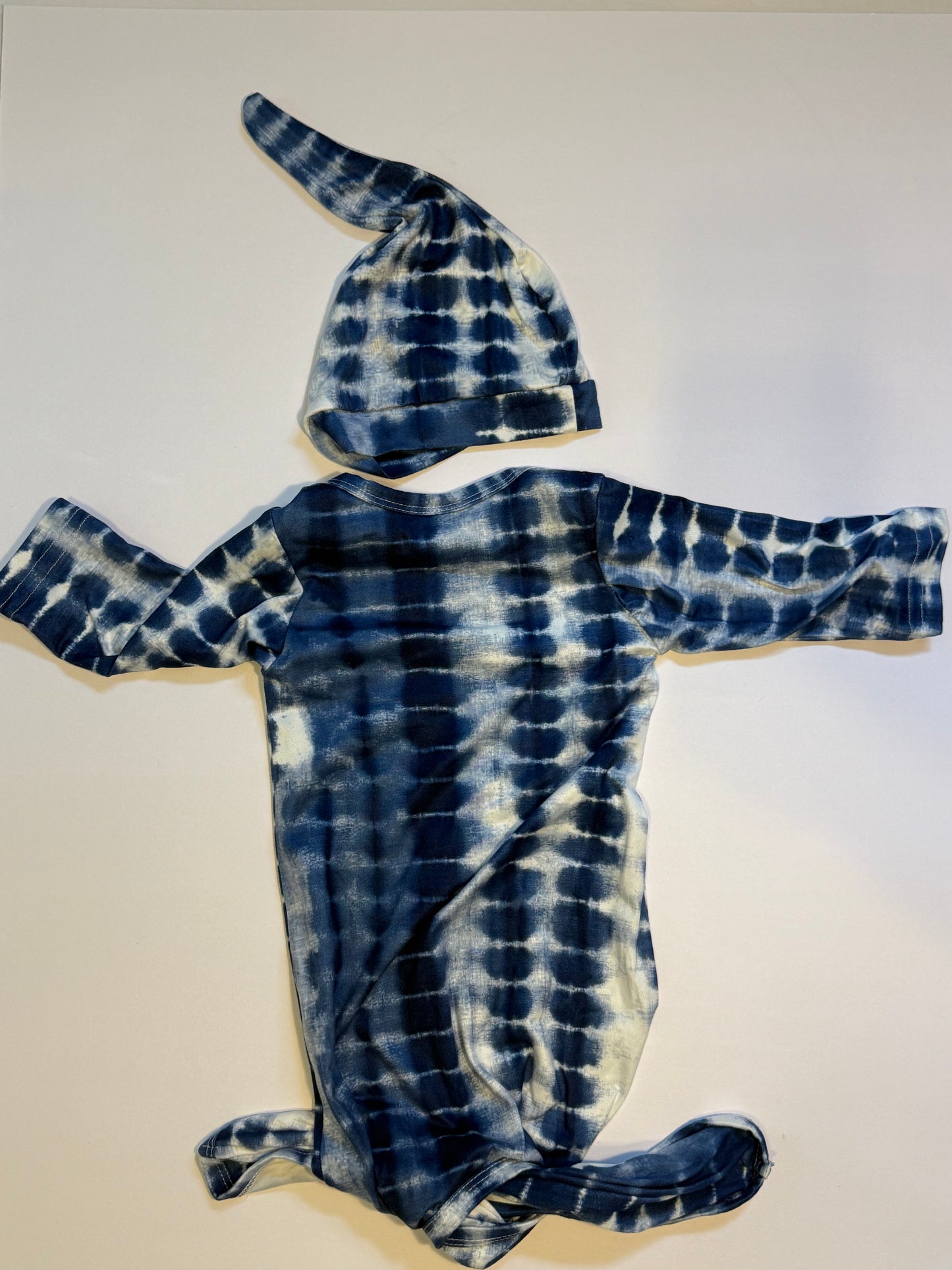 Seller #12 tie dye photo outfit with hat