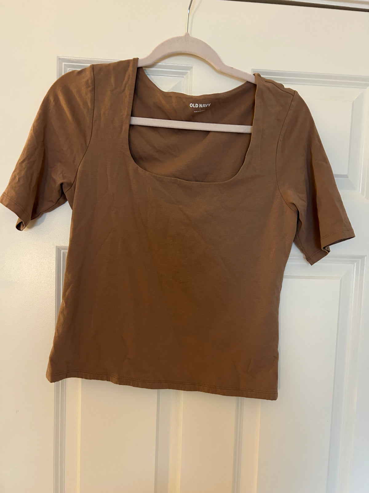 Seller 128 - Old Navy Women's Large Fitted Shirt