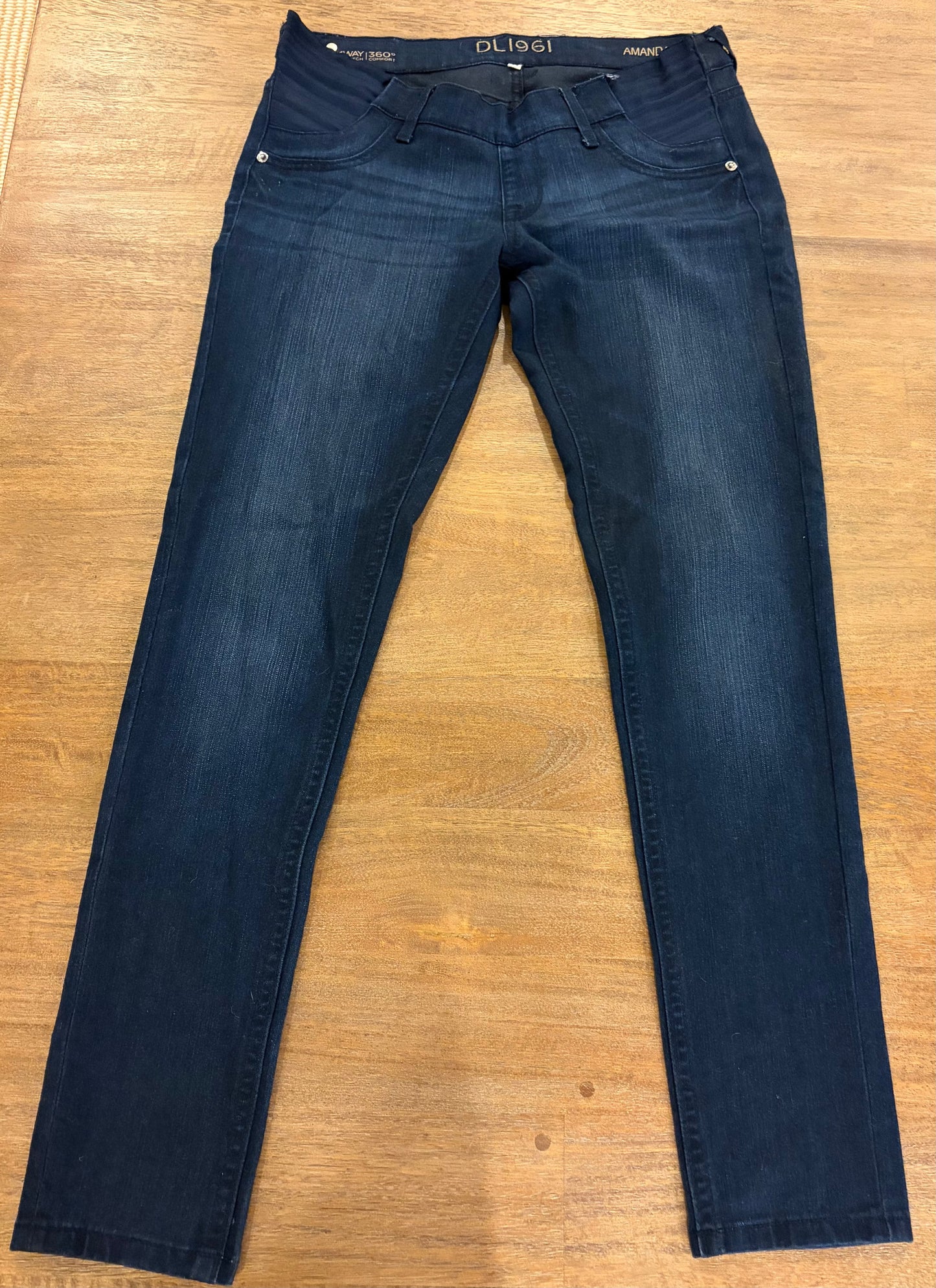 DL1961 Maternity Jeans