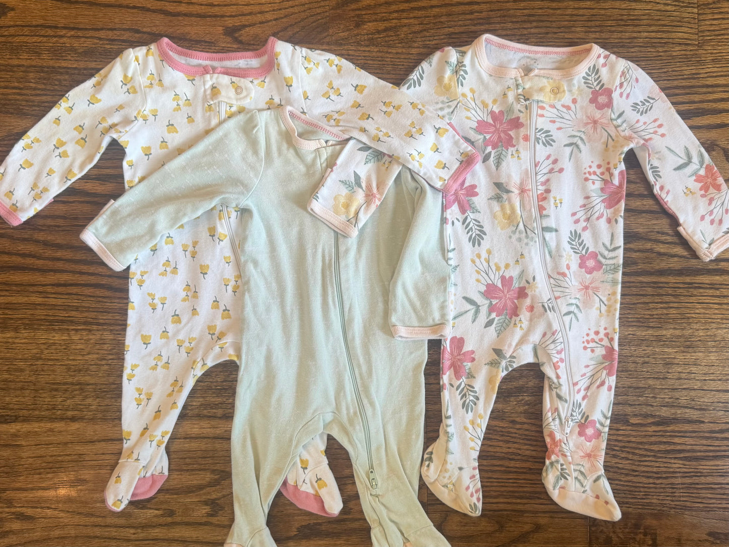 Seller #172 Cloud Island Girls Sleepers Set of 3 Size 0-3m