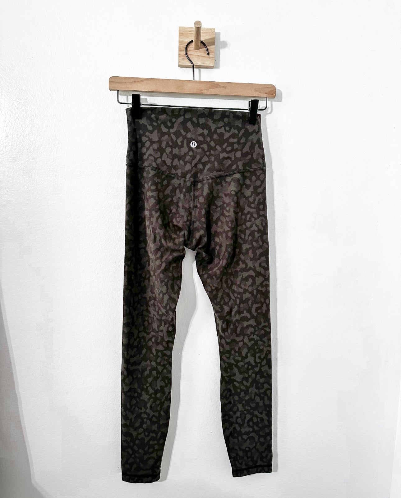 #111 Women Lululemon Align Pant II 25" Formation Camo Evergreen Multi Activewear