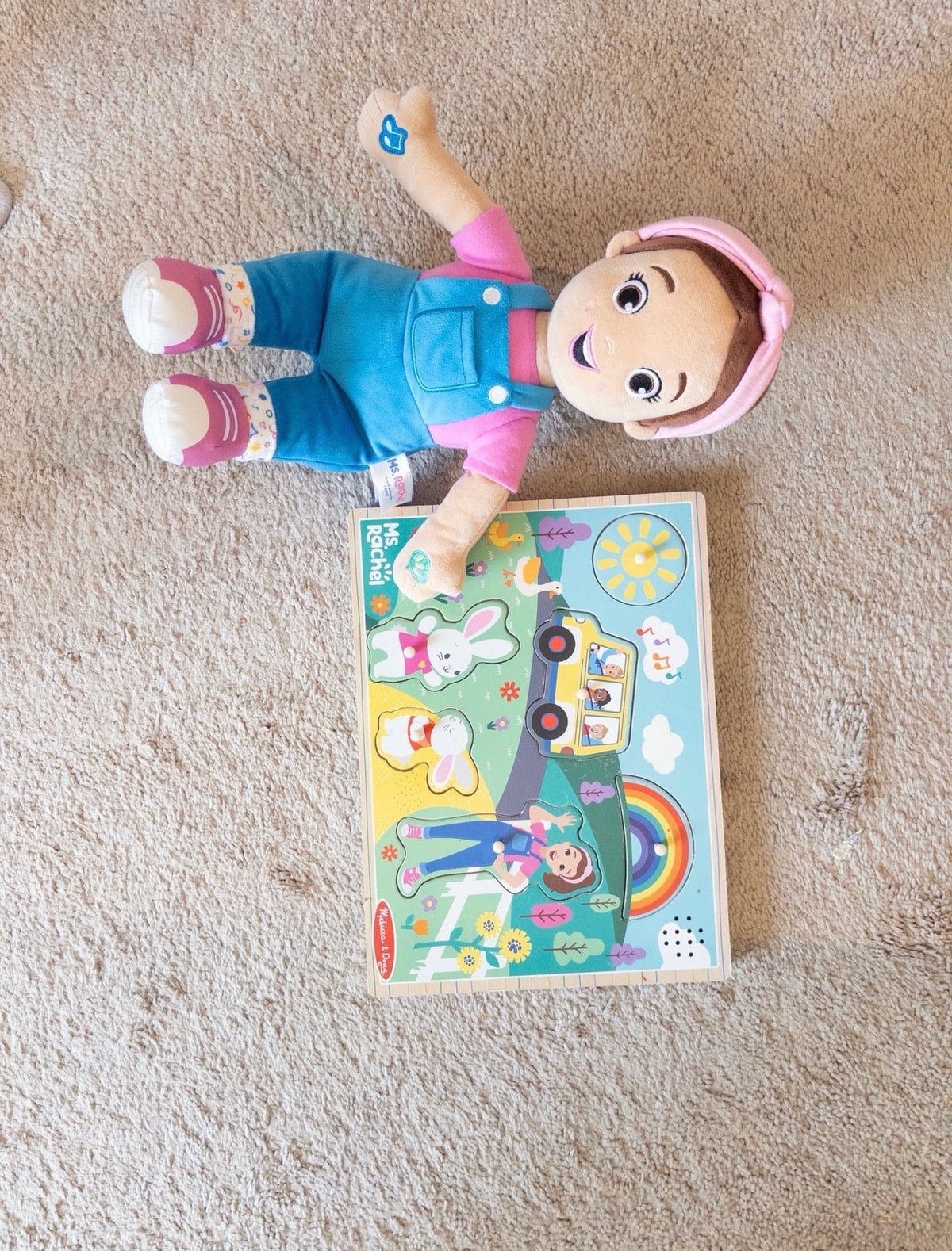 #36- Ms rachel doll that sings and talks. Ms Rachel puzzle with songs on the pieces (Mellissa and Doug) EUC