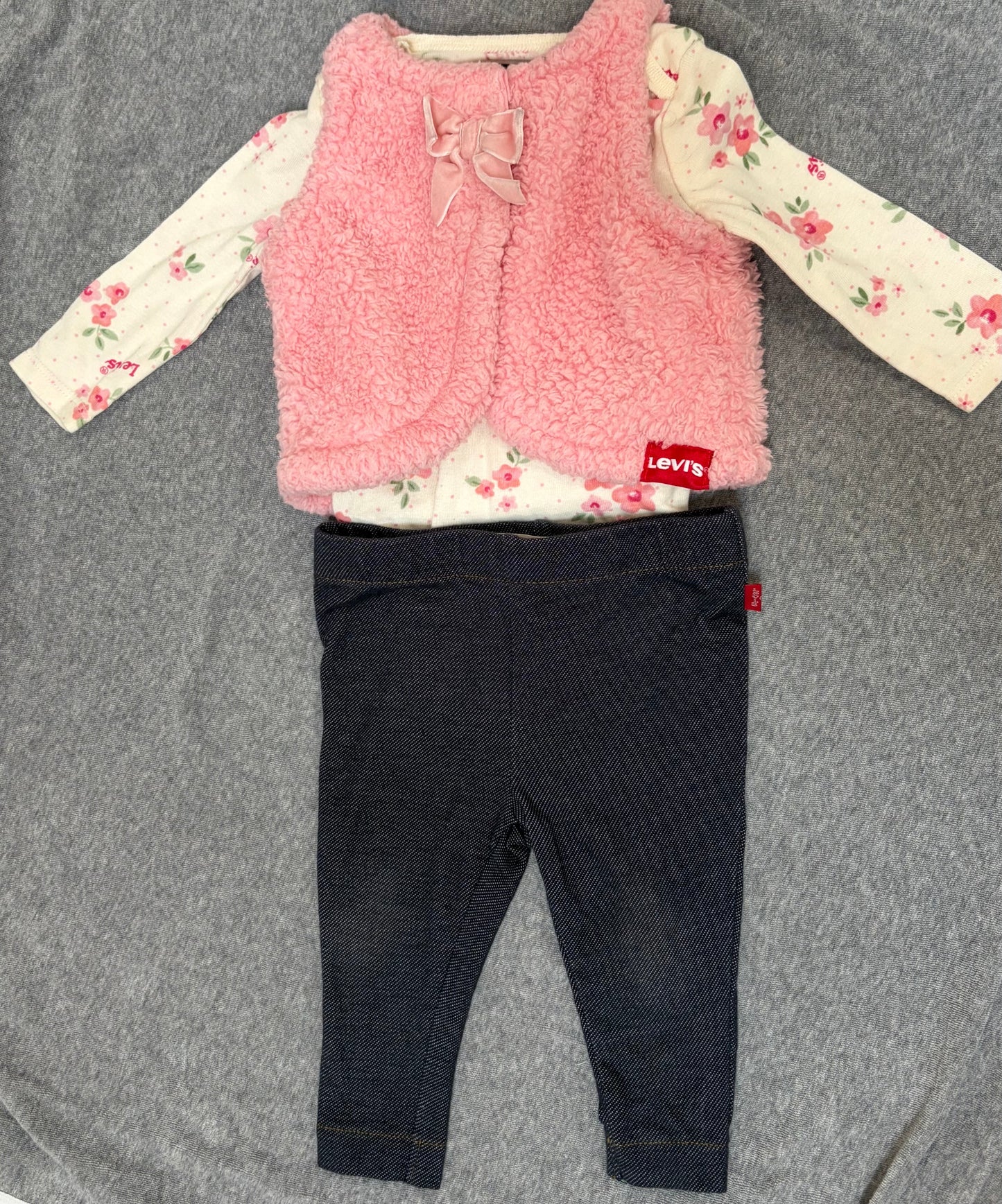 REDUCED Seller #119 Levi’s Girls Outfit 6M