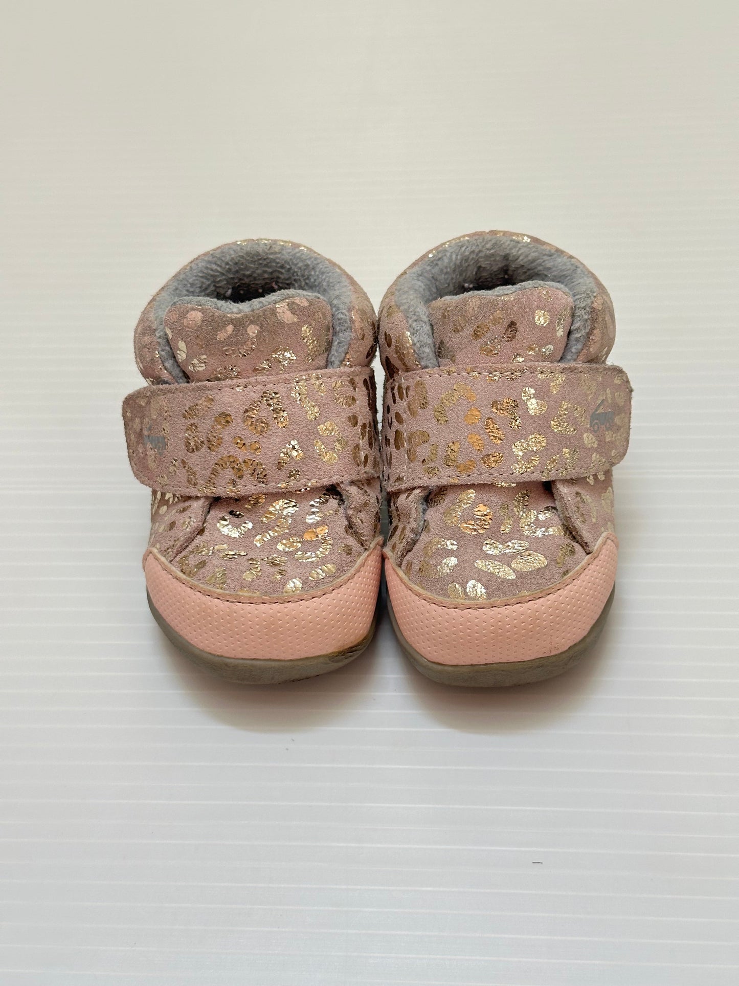 Seller #168 See Kai Run Girls Size 3.5 Pink Leopard Winter Boots