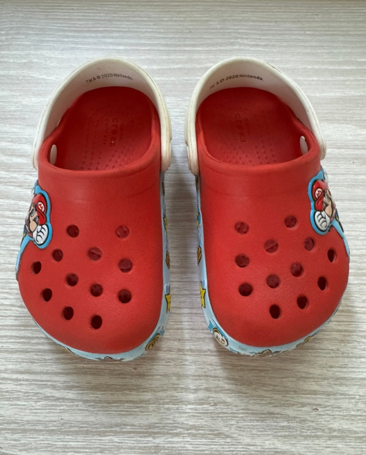 #207 Mario Crocs toddler size 6c - see description