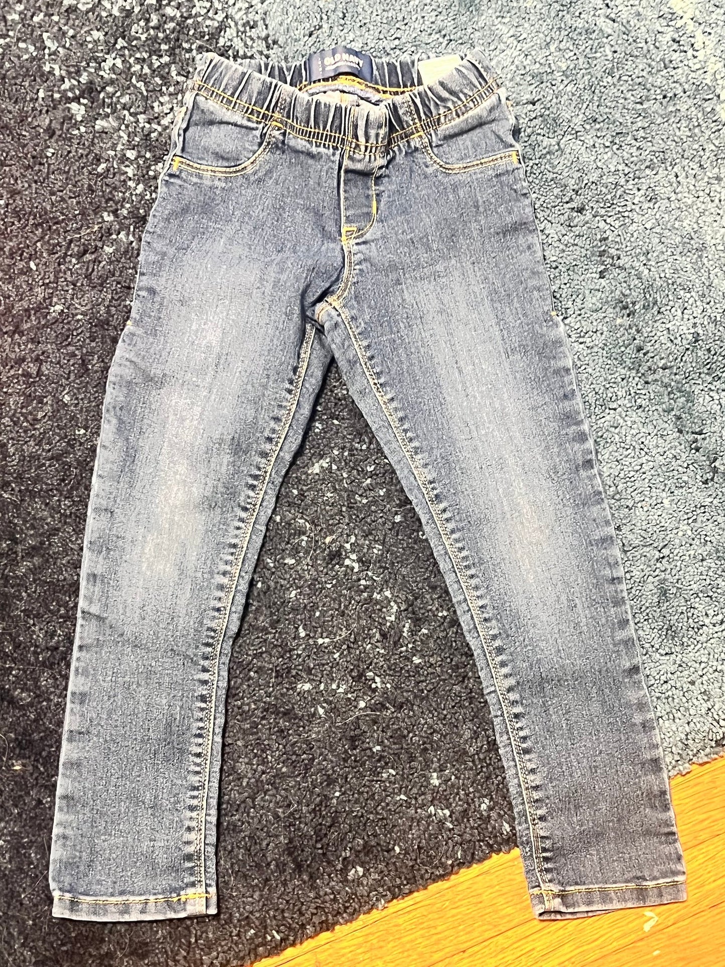 #98 Girls 5T Jeggings