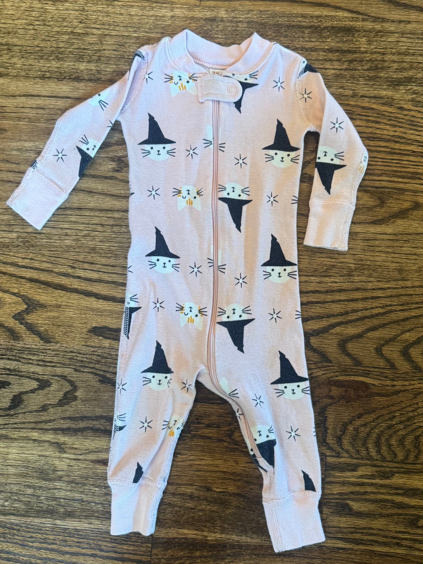 Seller #172 REDUCED Hanna Andersson Girl Halloween Cat Sleeper Size 6-12 m