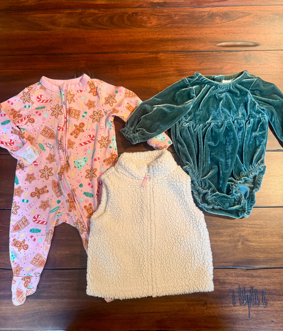 #51 Mixed Brands Girls 3-6M Winter/Holiday Bundle