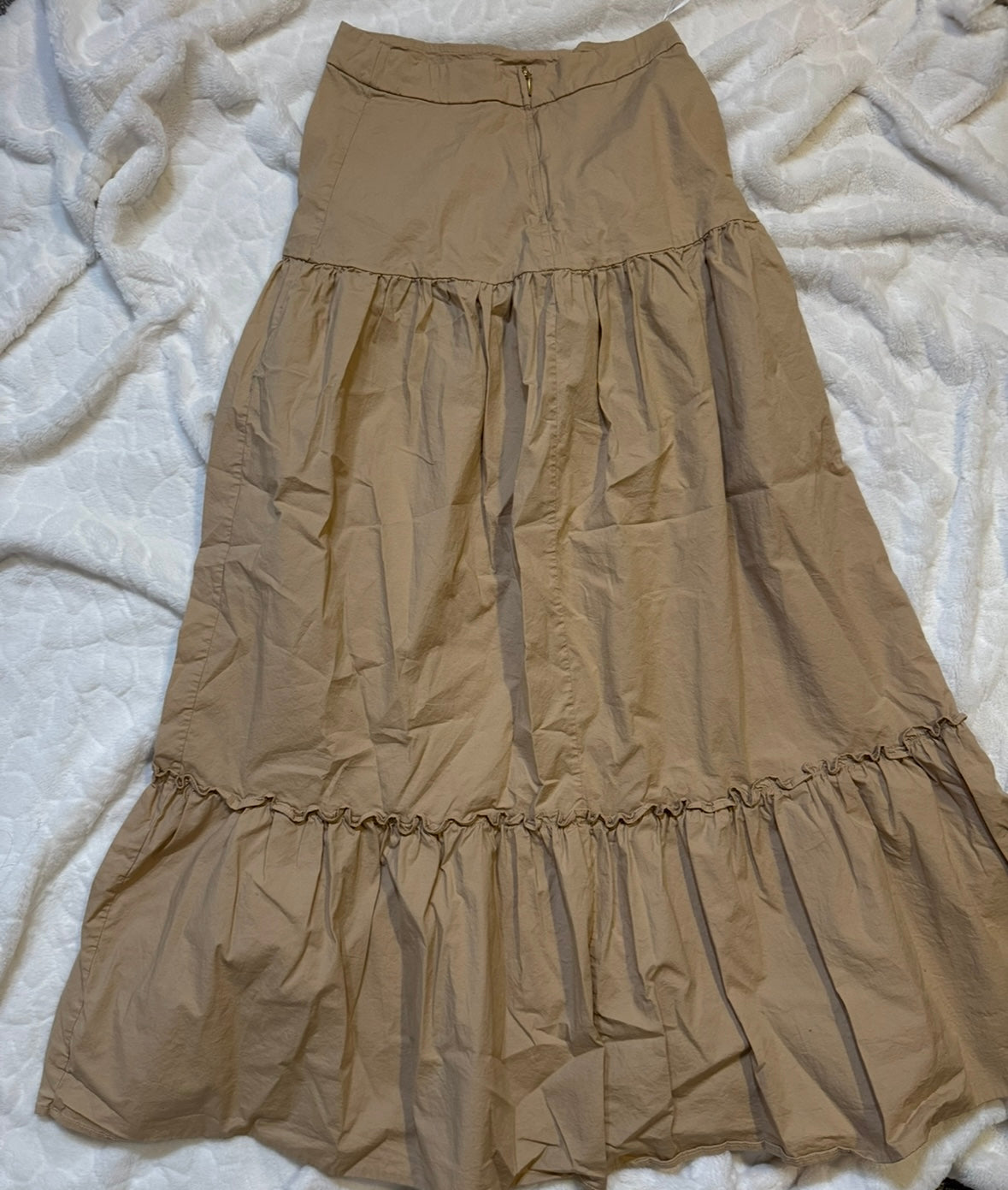 #53 women’s long skirt size S