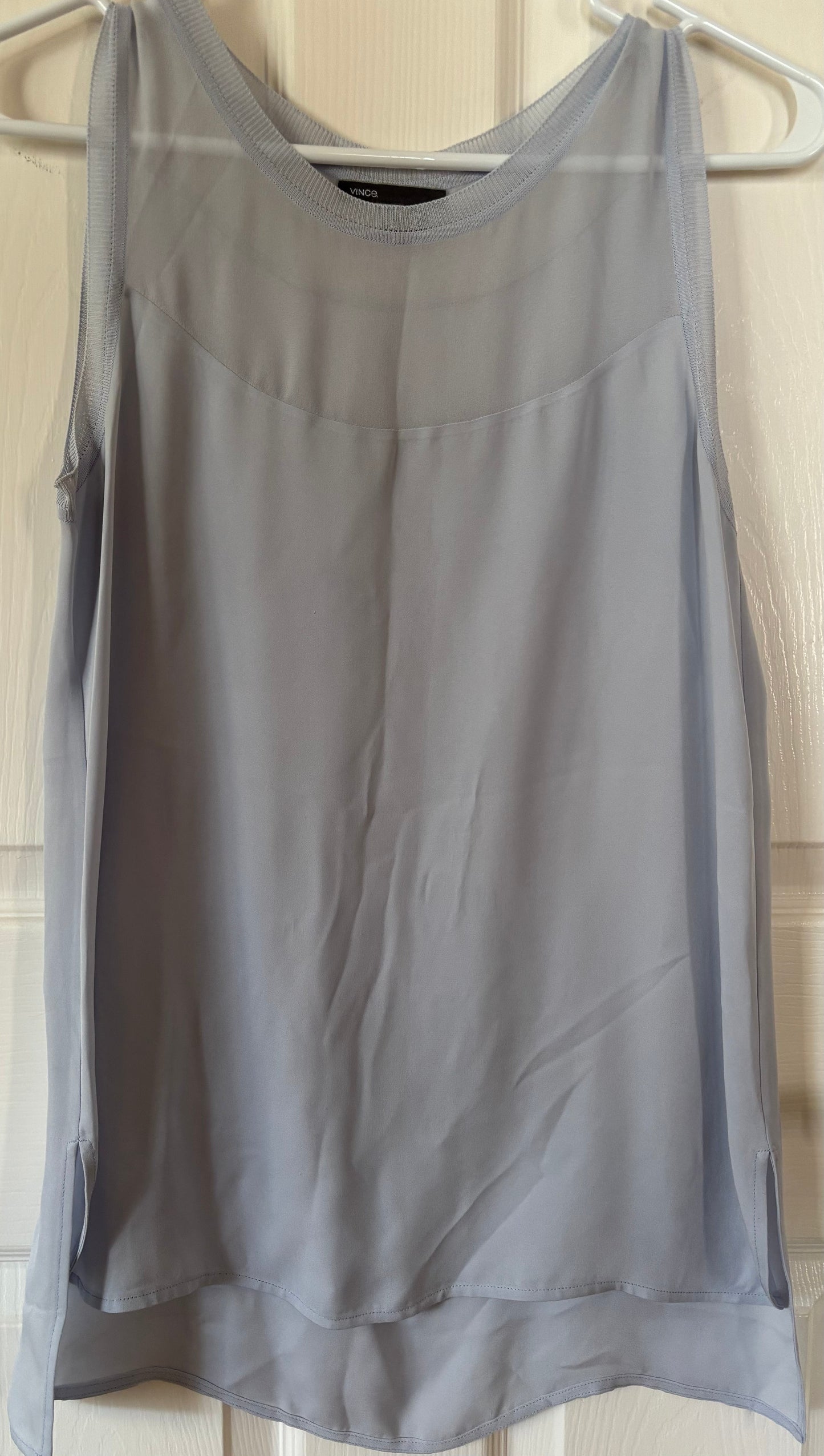 #70 women's Vince grey blouse size small EUC