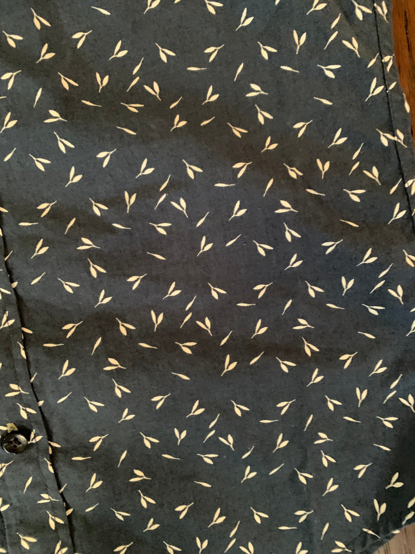 Seller 48, Goodfellow & Co. Button Tee, Navy print, NWOT, Men’s Small