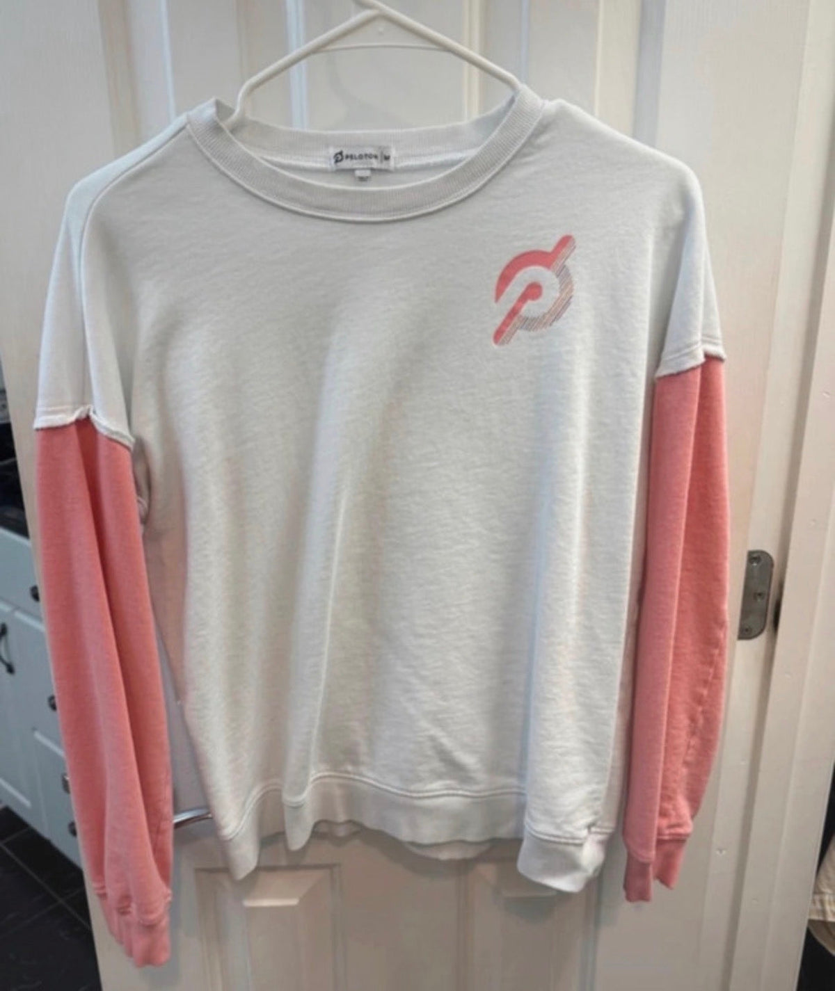 #51 Peloton Lightweight Sweatshirt Women’s M