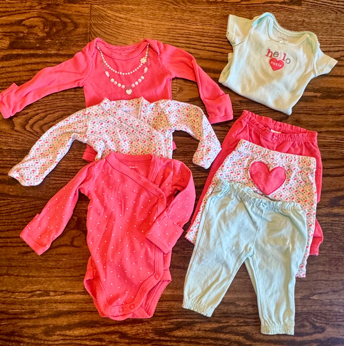 Seller #172 Carter’s Girls 7 Piece Mix & Match Newborn Set