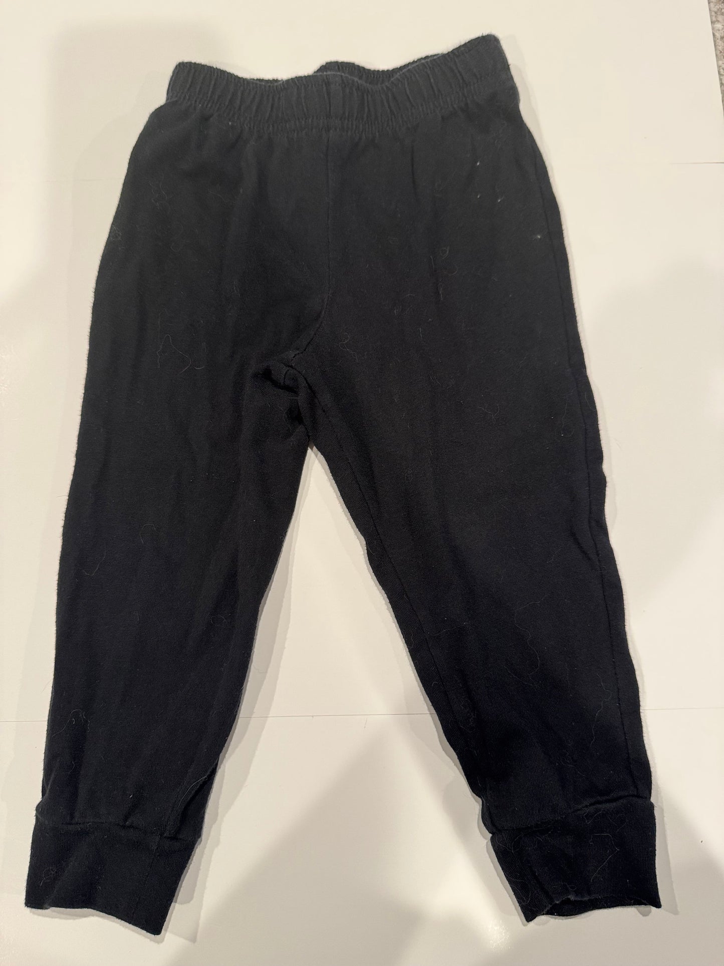 #107 Joggers 2T