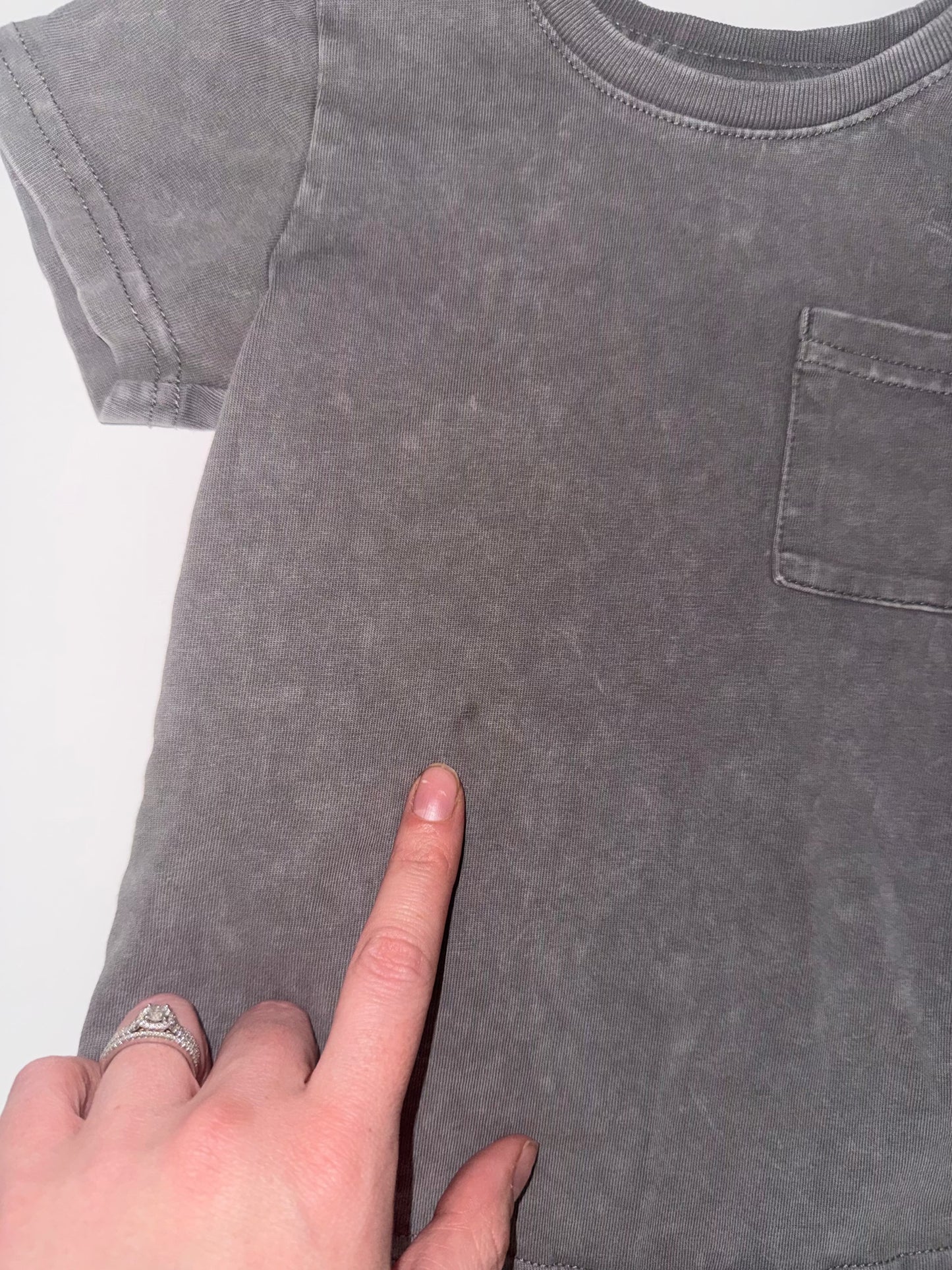 #106: REDUCED 2-3T Little Bipsy Gray Acid Wash Pocket Tee
