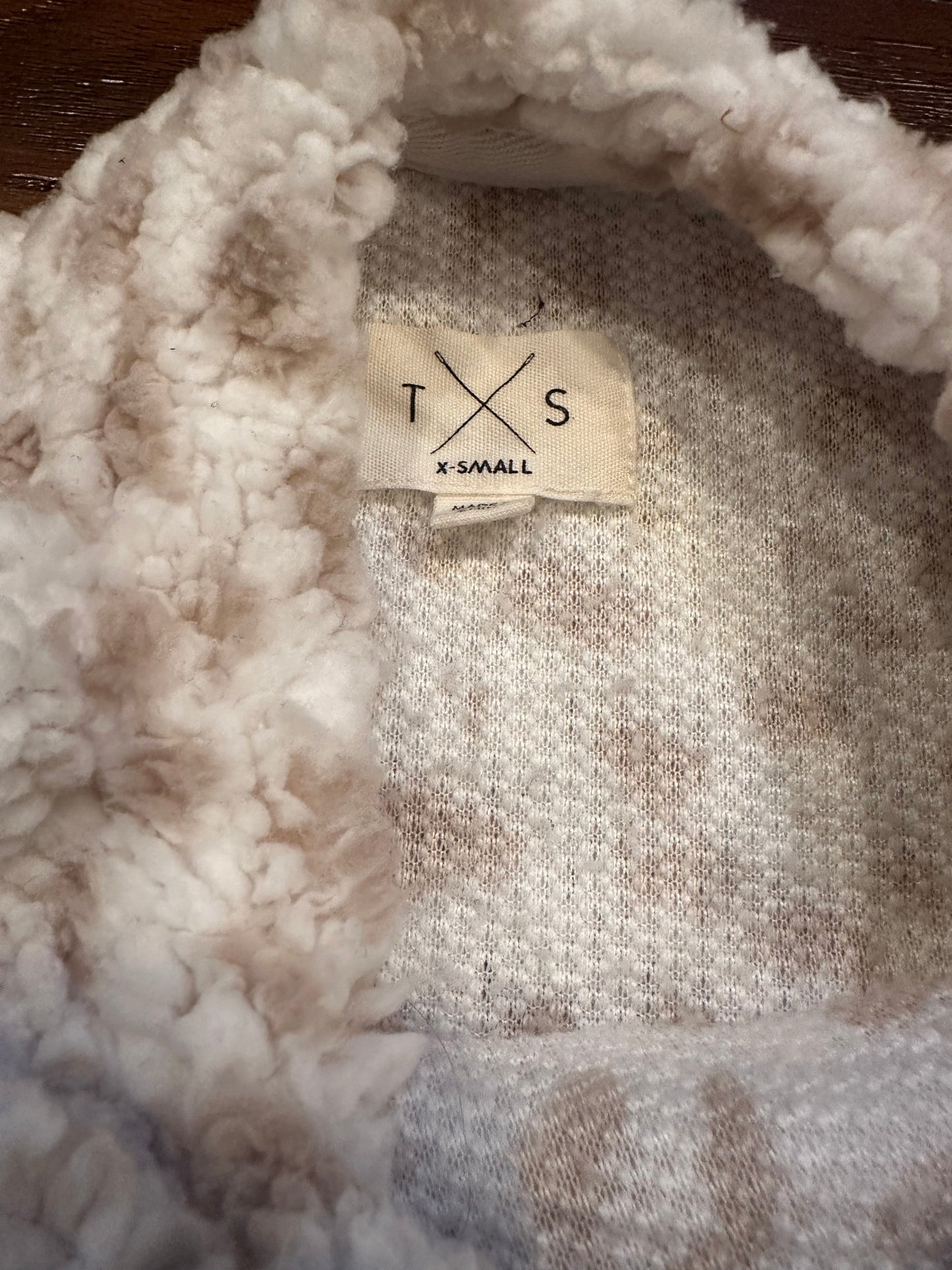 208 womens xsmall pullover