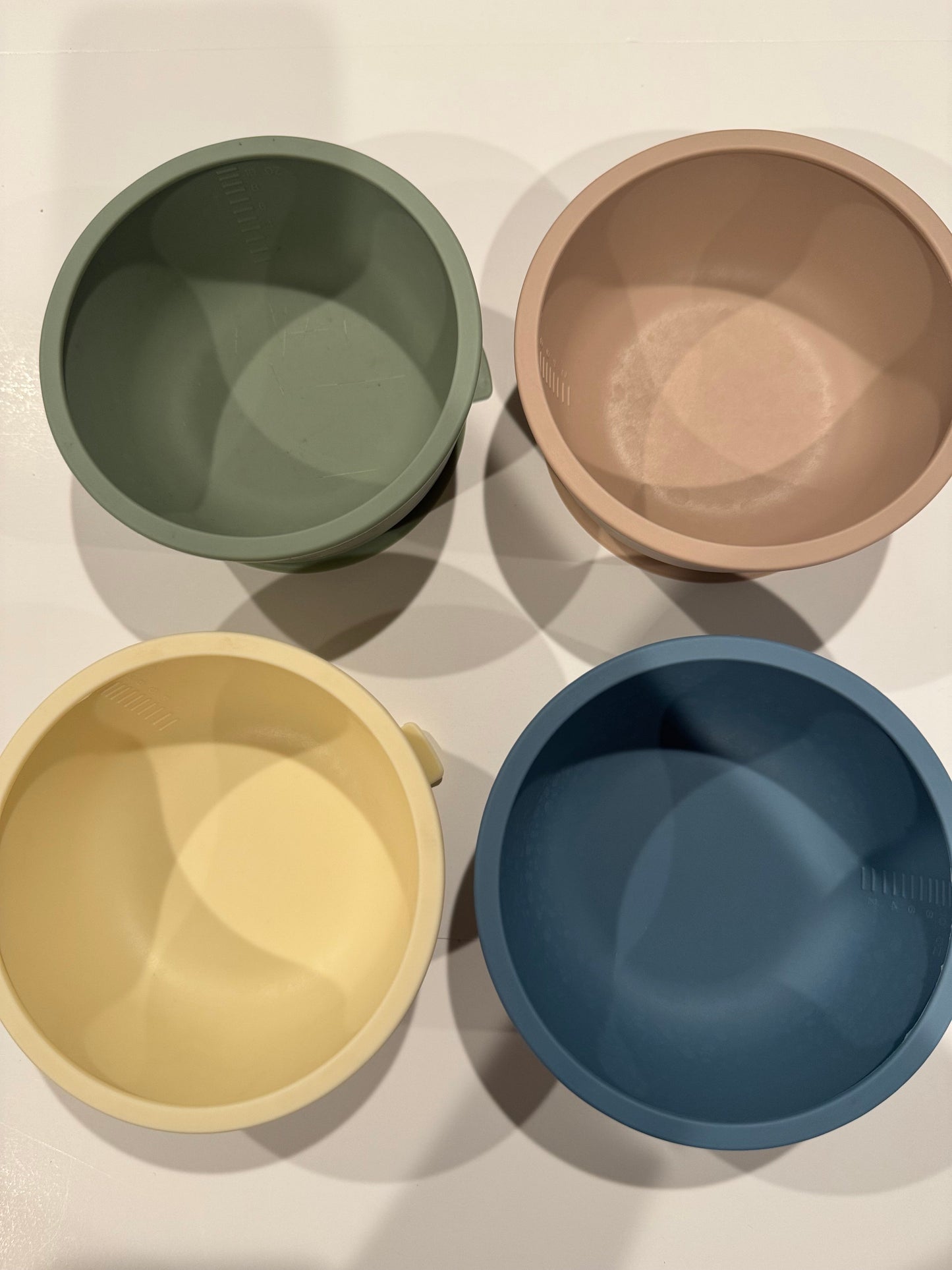 #107 WeeSprout Suction Bowls w/Lids (4)