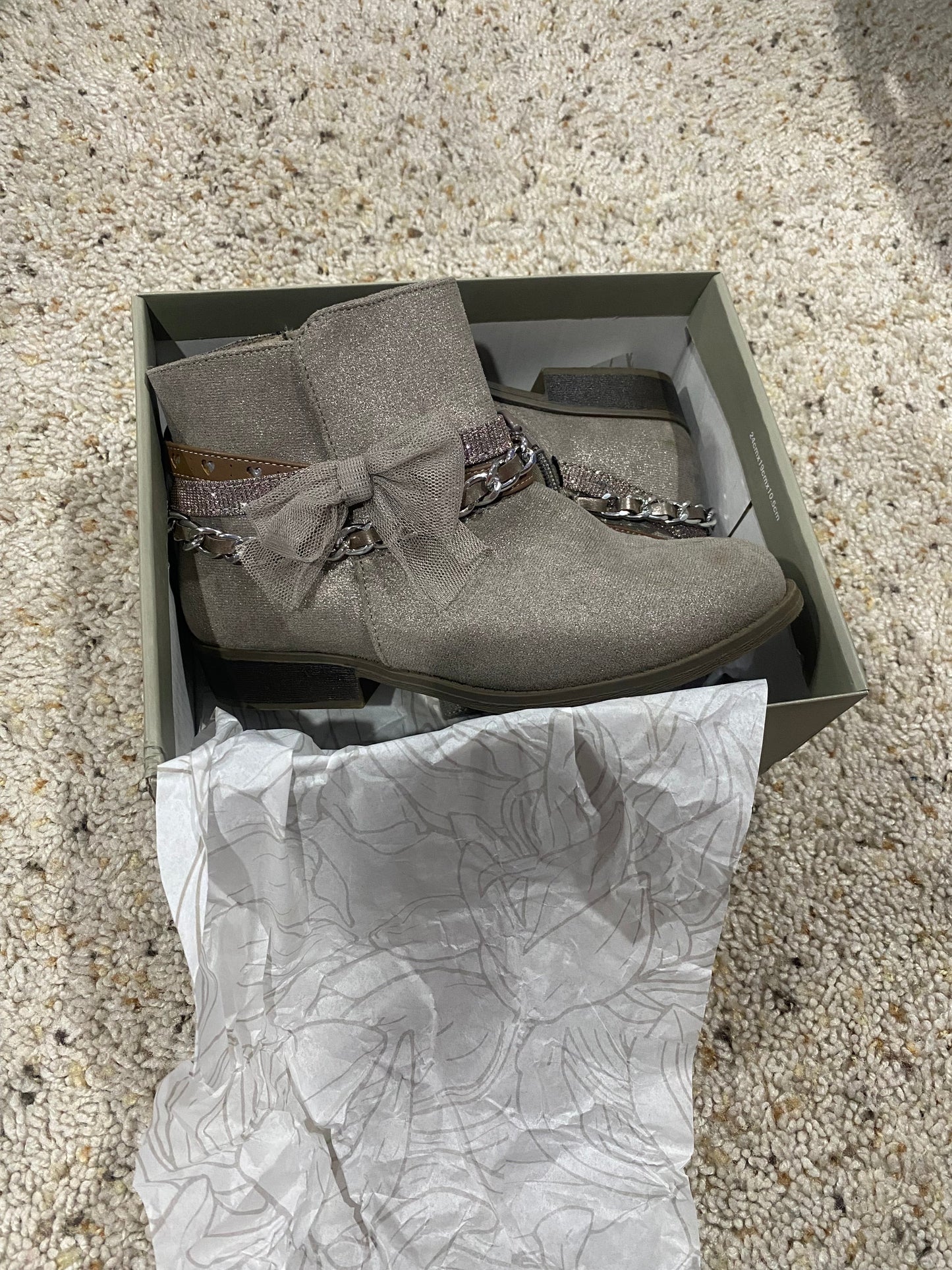 Seller #121 Girls size 3 New in the box booties