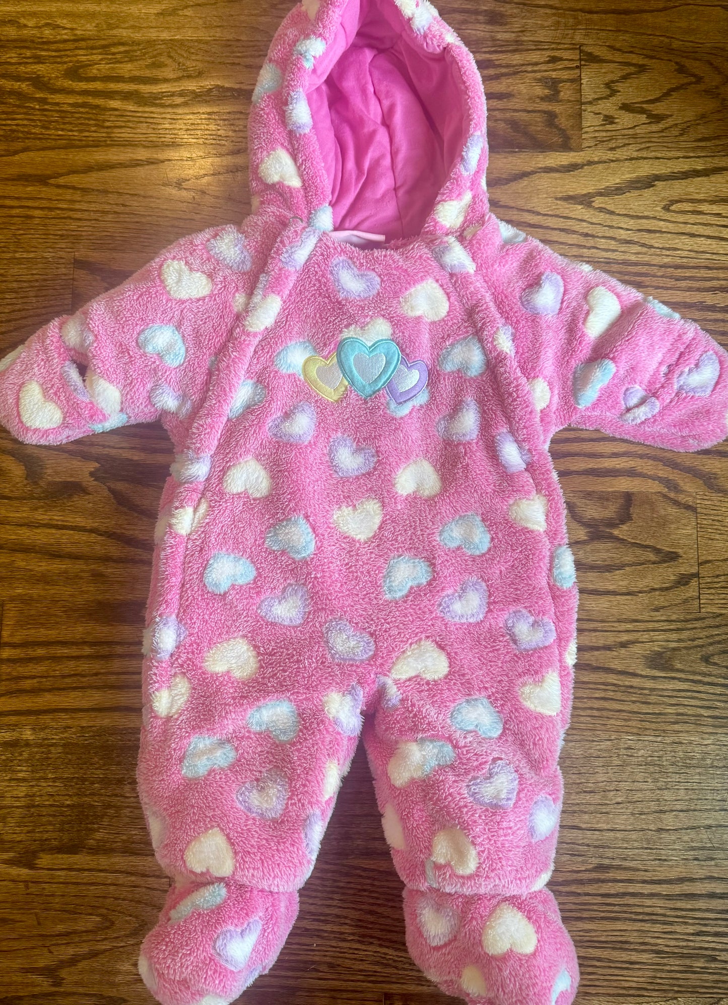 Seller #172 Pistachio Girls Fuzzy Coverall Size 6-9m