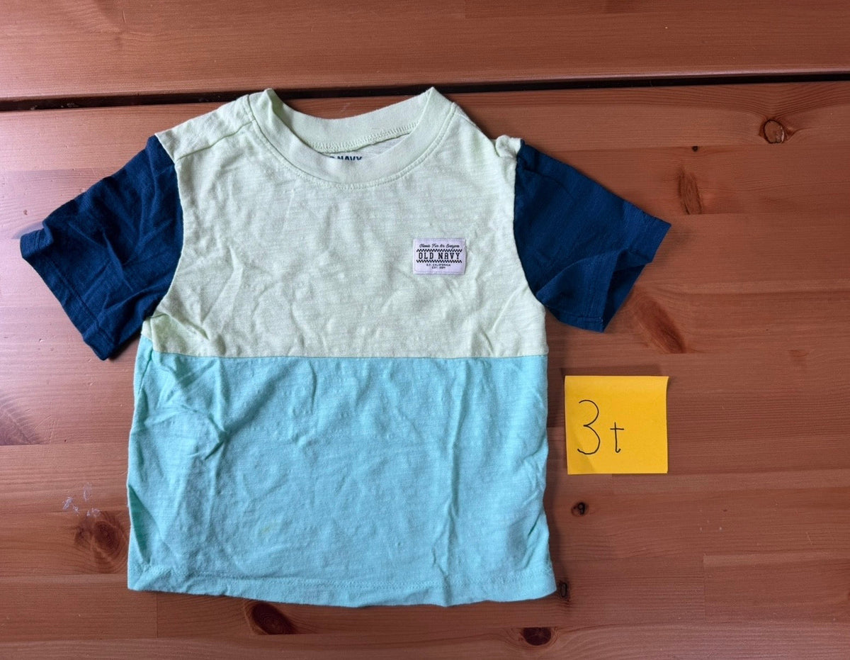 Seller # 94 Boys 3t Gap and Old Navy T shirt Bundle