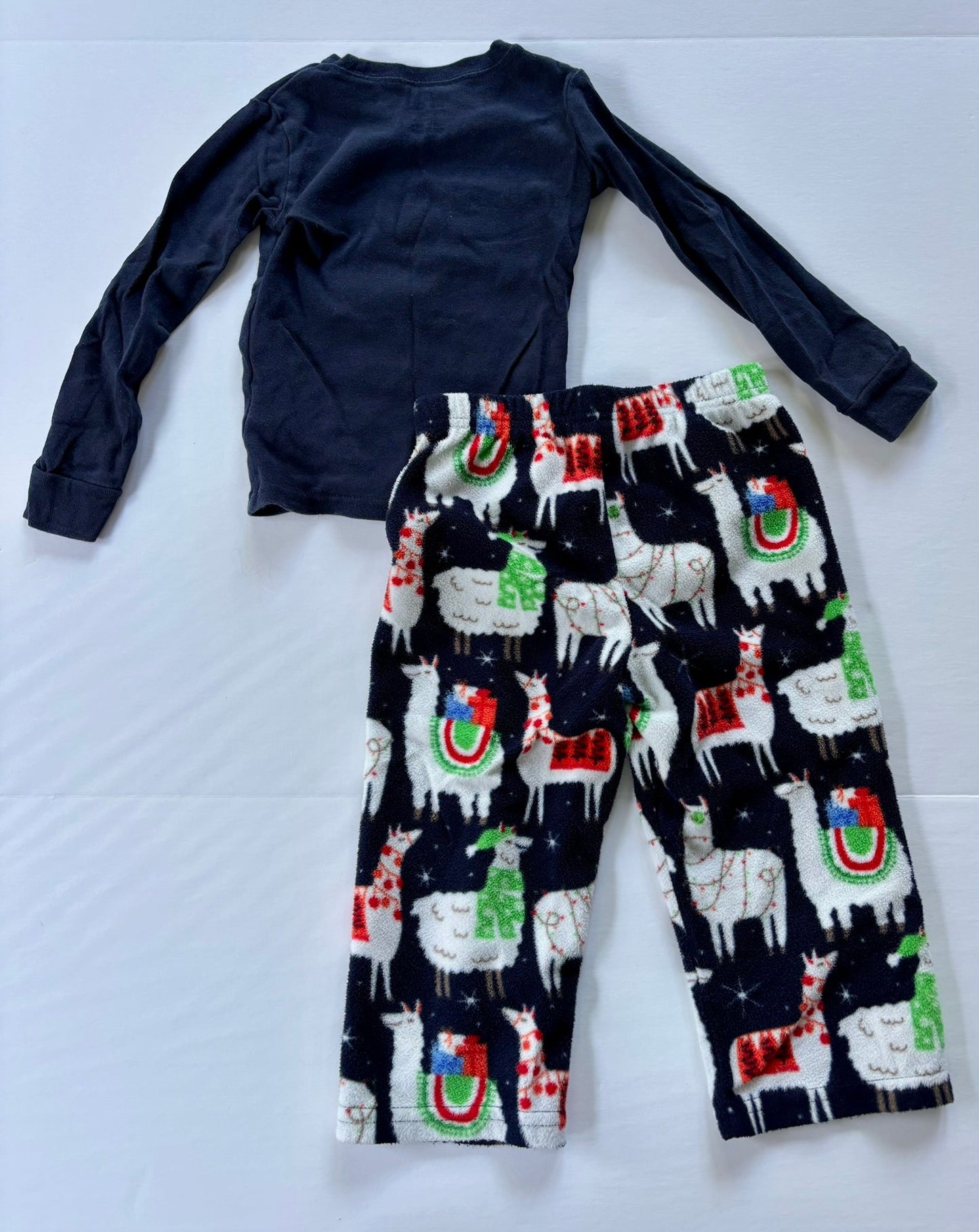 #101 *REDUCED*Children's Place Llama Christmas Pajamas Gender Neutral Size 2T