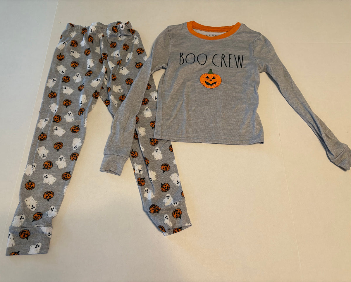 #25 Unisex Rae Dunn size 6 but fits like size 5 Halloween Boo Crew pjs