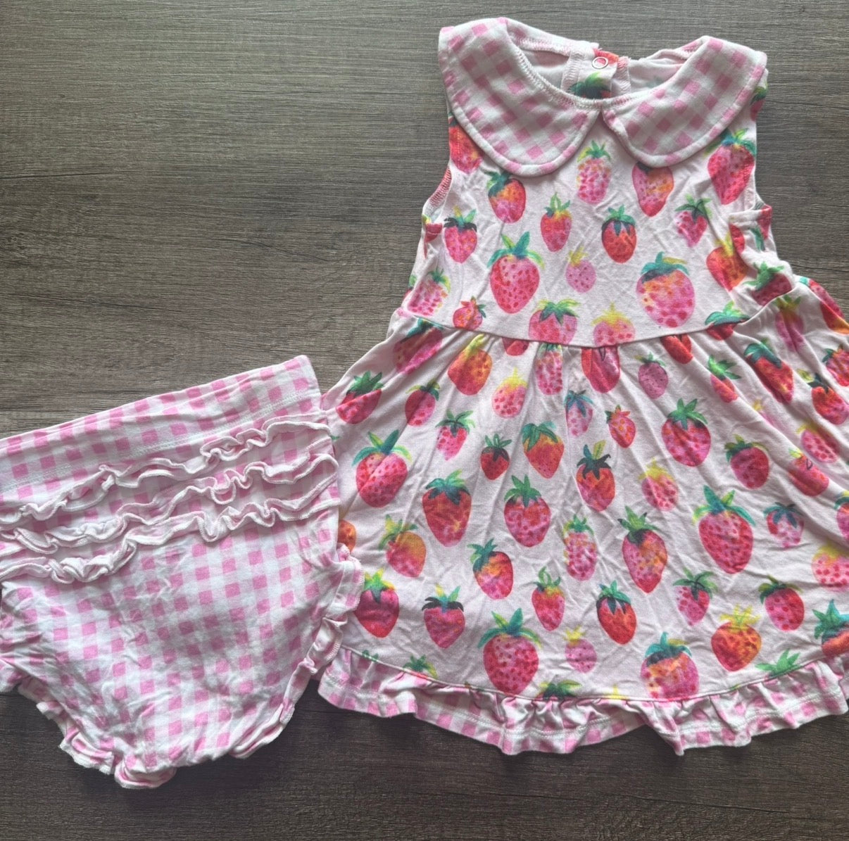 #140- 18/24M Birdie Bean (Bamboo) Strawberry Outfit
