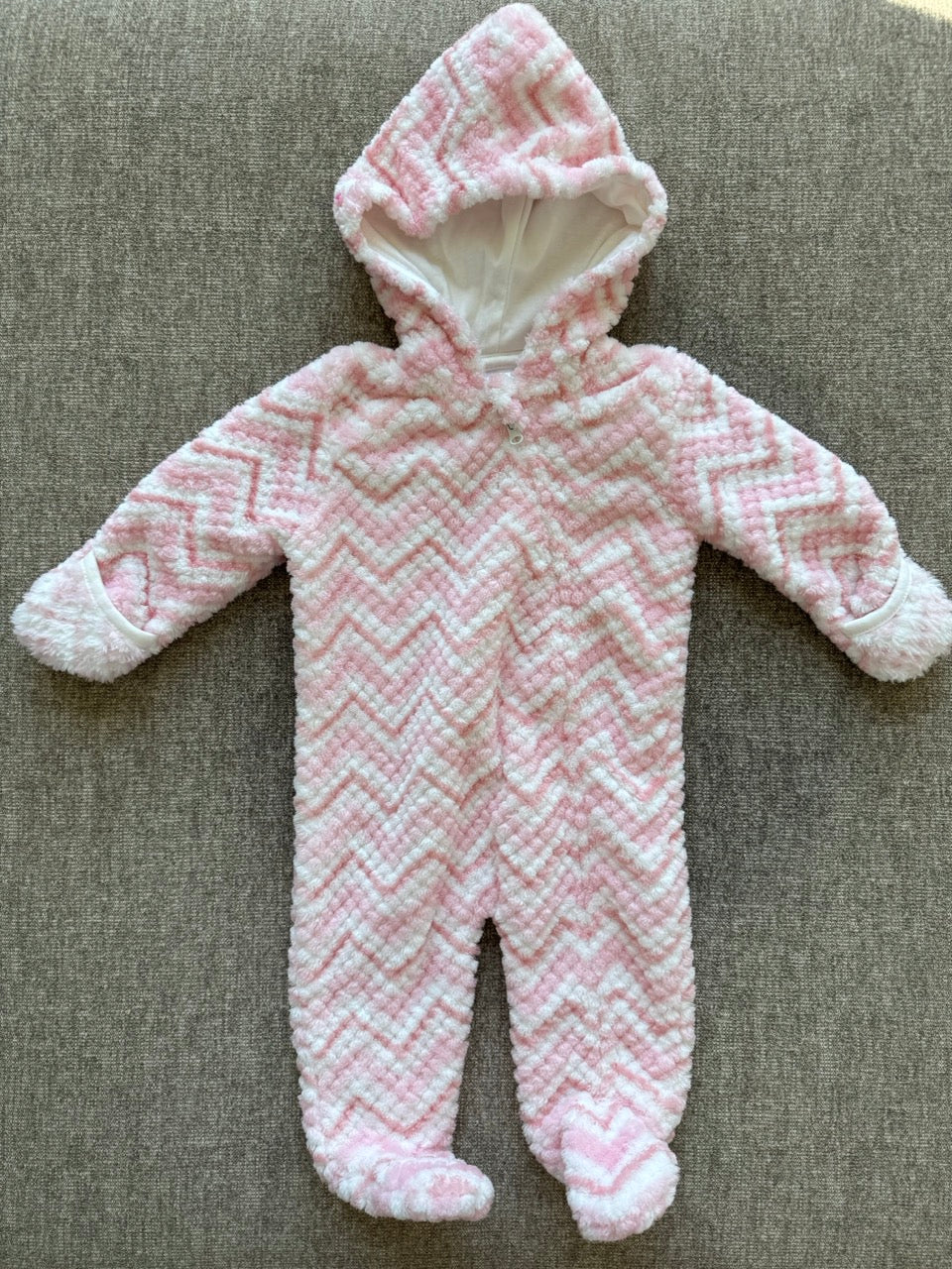 Seller #114 Little Beginnings Fleece bunting lightweight girls size 6 months