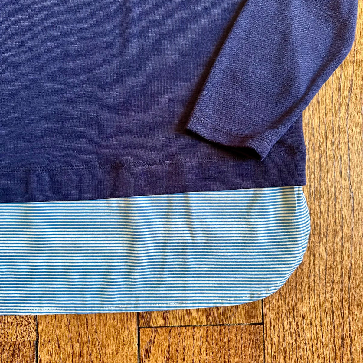 #113 EUC Womens Jcrew Mercentile Navy Long Sleeve Shirt with Blue Striped Bottom Trim, size S