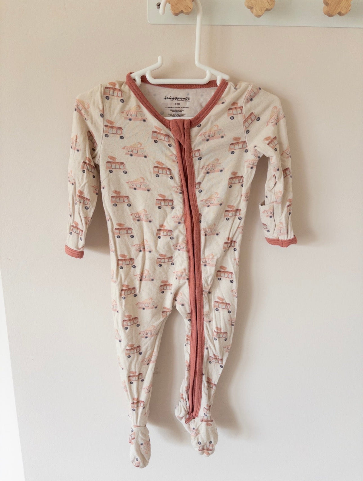 #36 Girls Baby sprouts 0-3 months popsicle on truck bamboo pajamas EUC