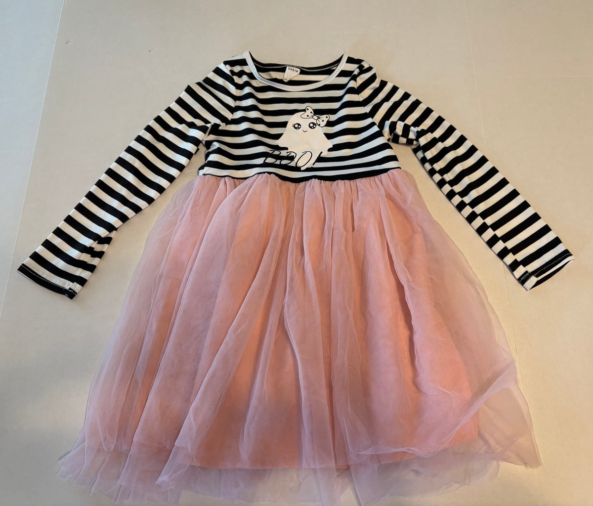 #25 Girls size 6 long sleeve Halloween dress with ghost and pink tulle on bottom