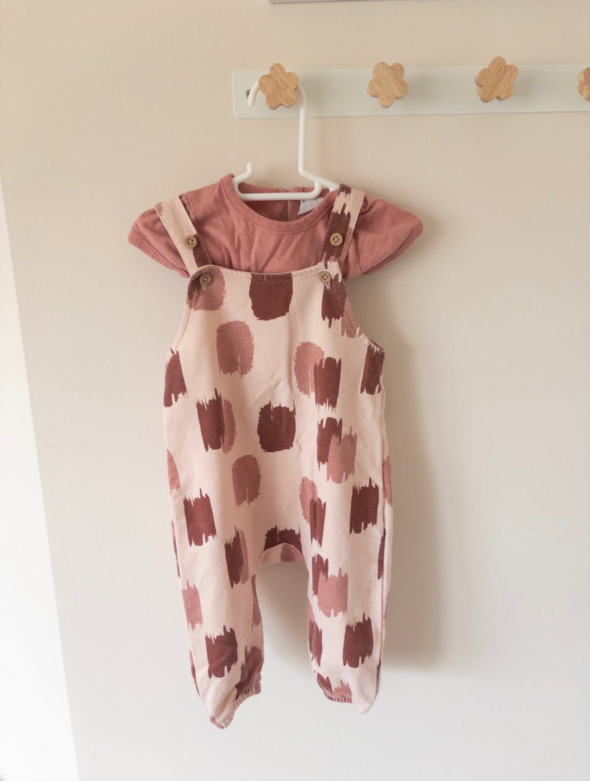 #36- Girls 6month two piece set with abstract overalls EUC