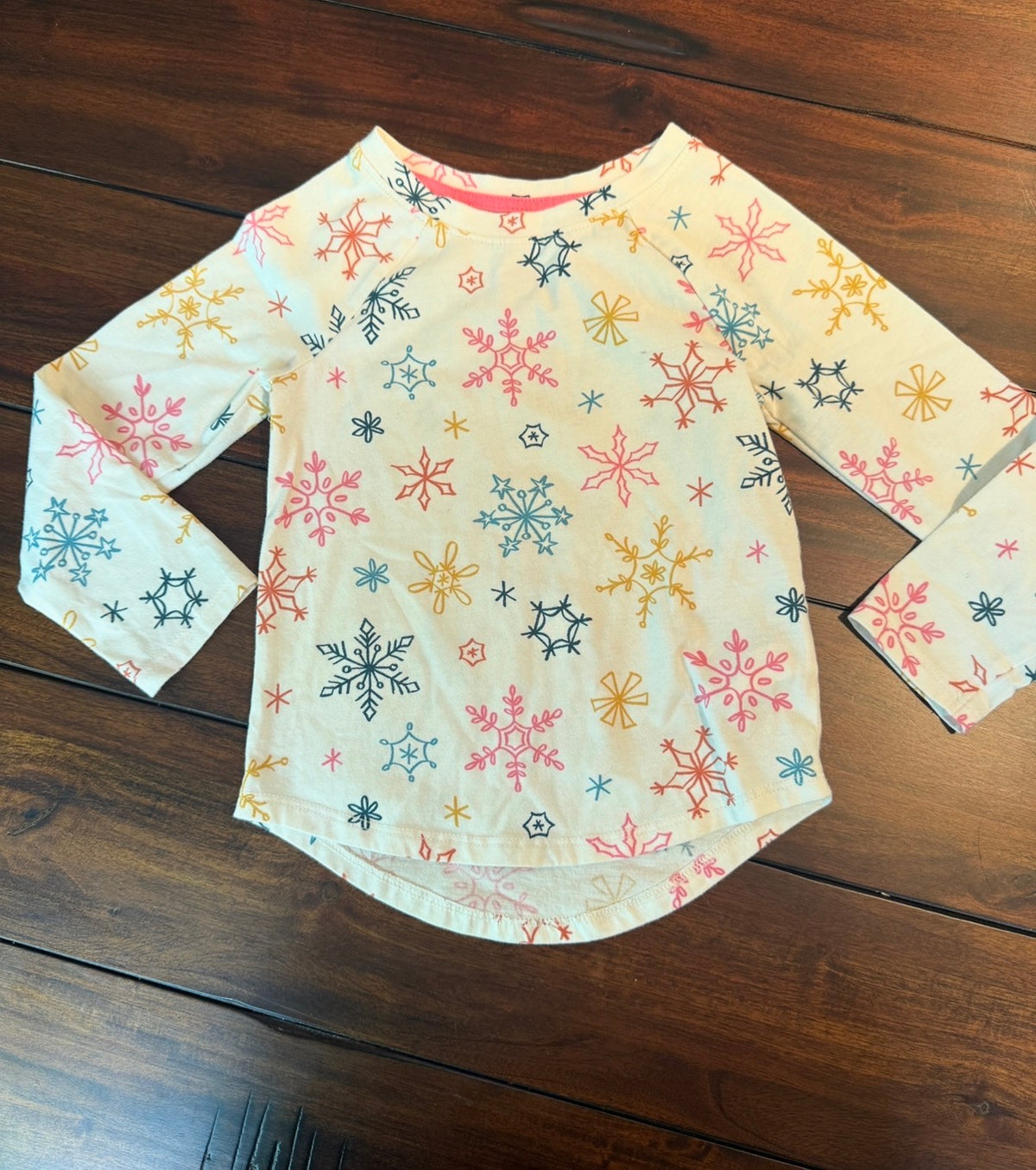 #51 Cat & Jack 3T Girls Snowflake Shirt