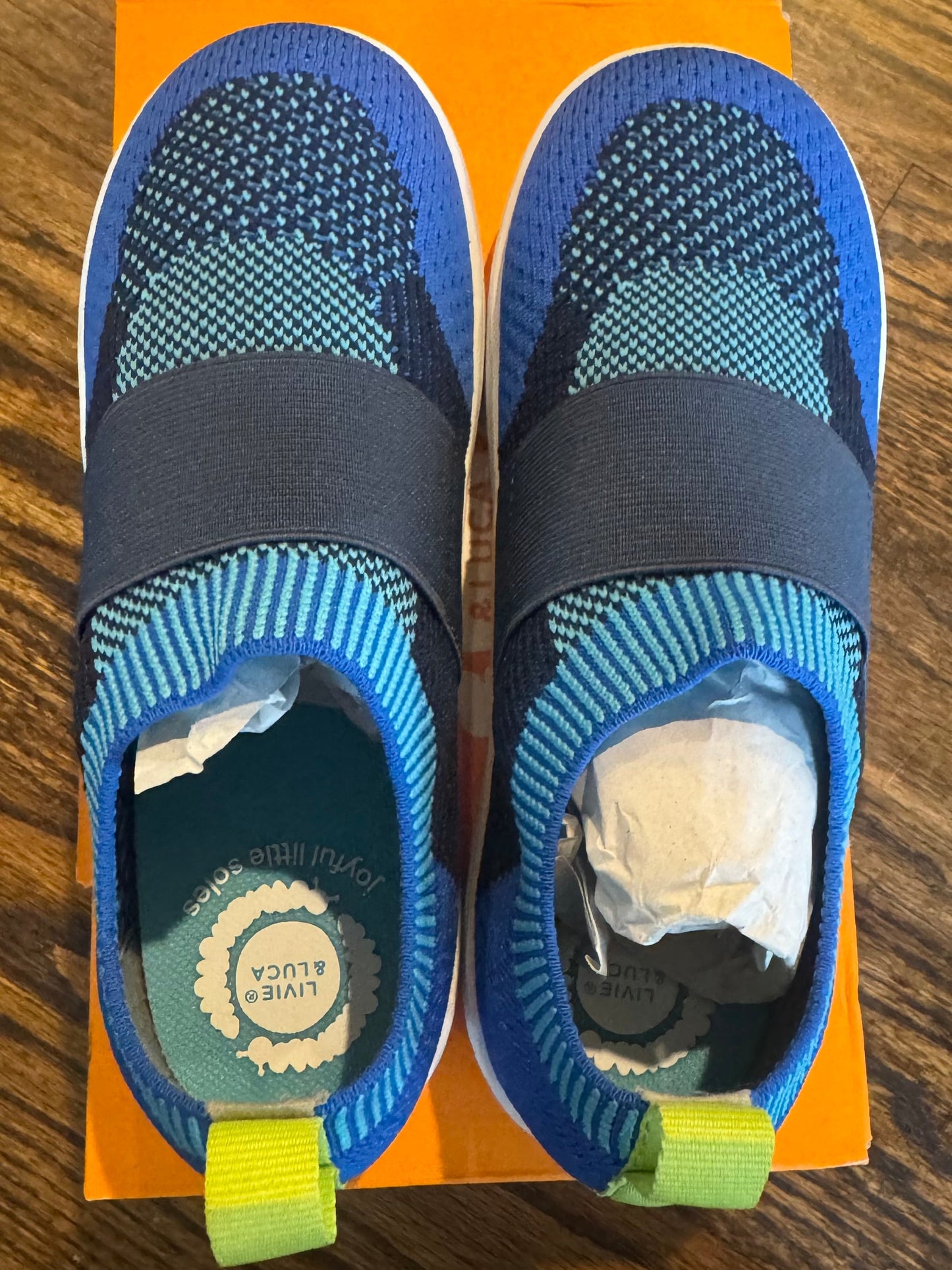 Seller #172 REDUCED Livie & Luca Boys Lynx Shoes Size 1 NEW