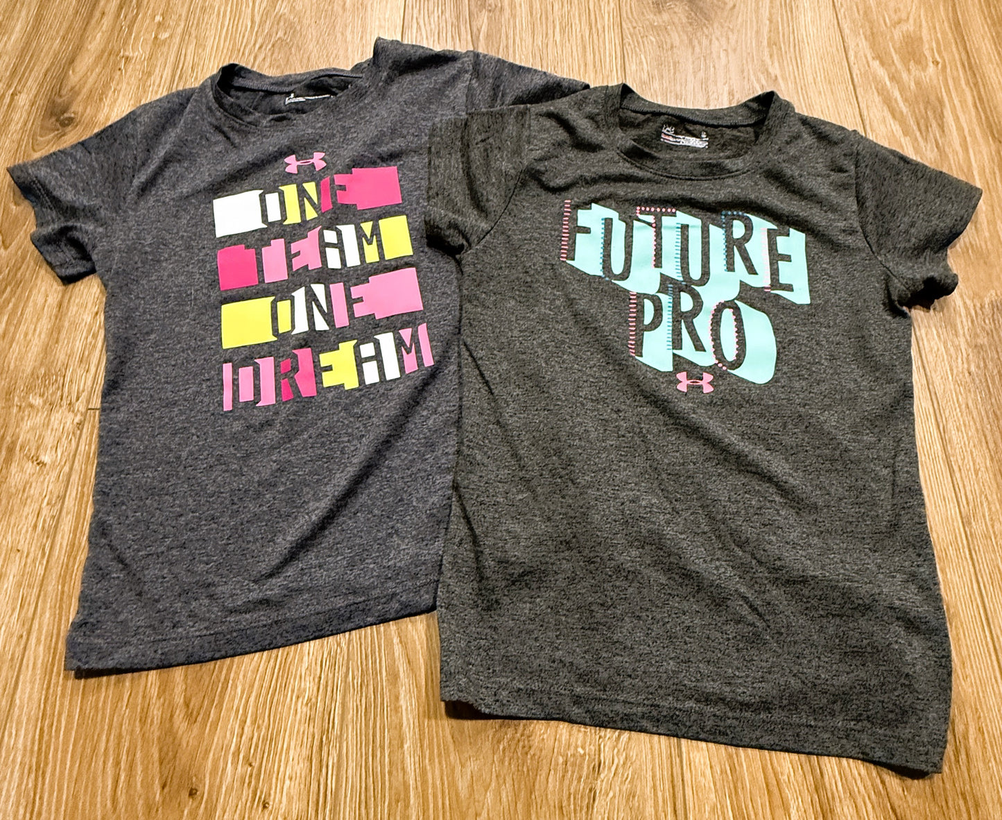 Seller #24 Girls Size 6 Under Armour Set of 2 Shirts