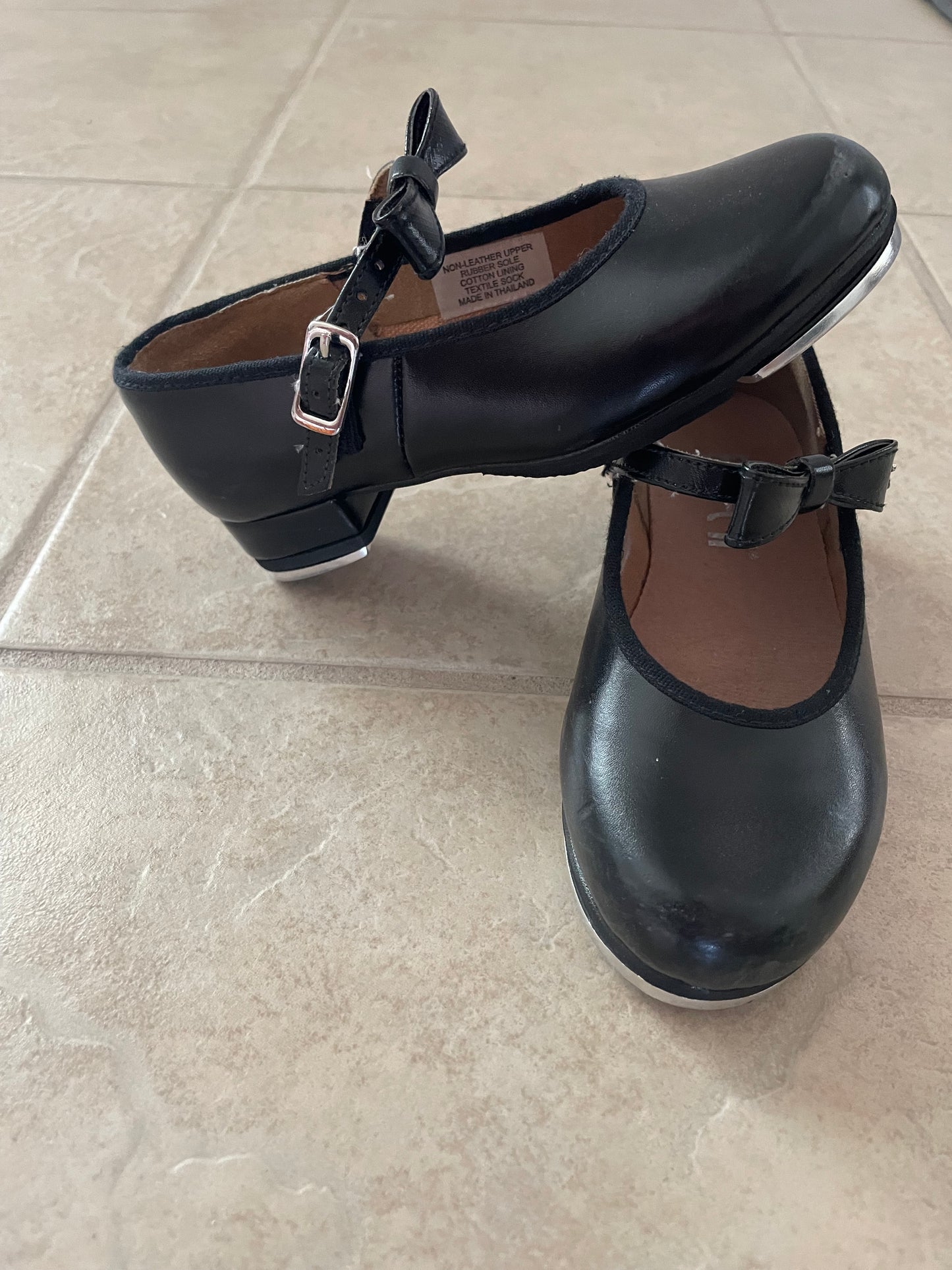 Seller 71: Bloch girls size 10 tap shoes