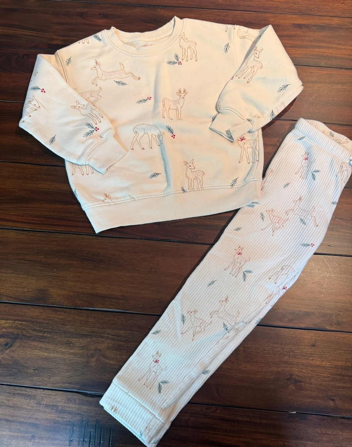 #51 Girls 5T Cat & Jack Holiday Lounge Set/Outfit